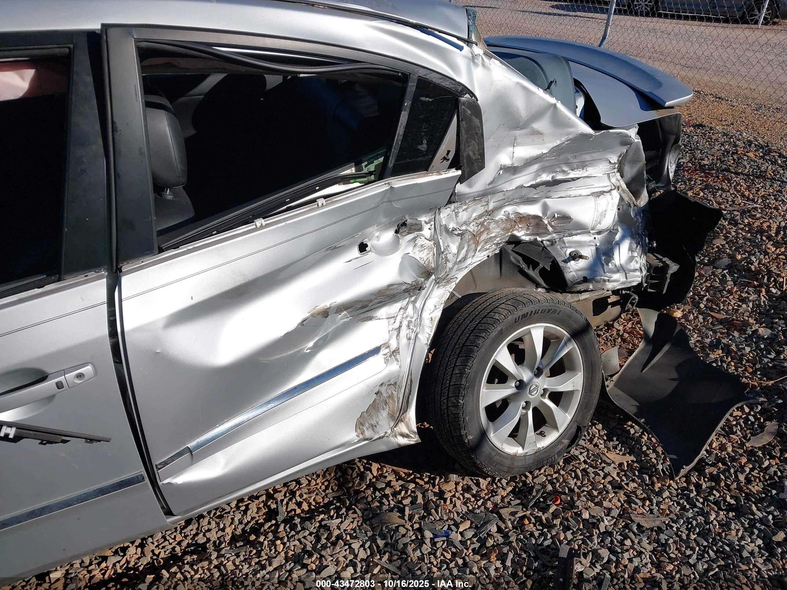 NISSAN SENTRA image 6