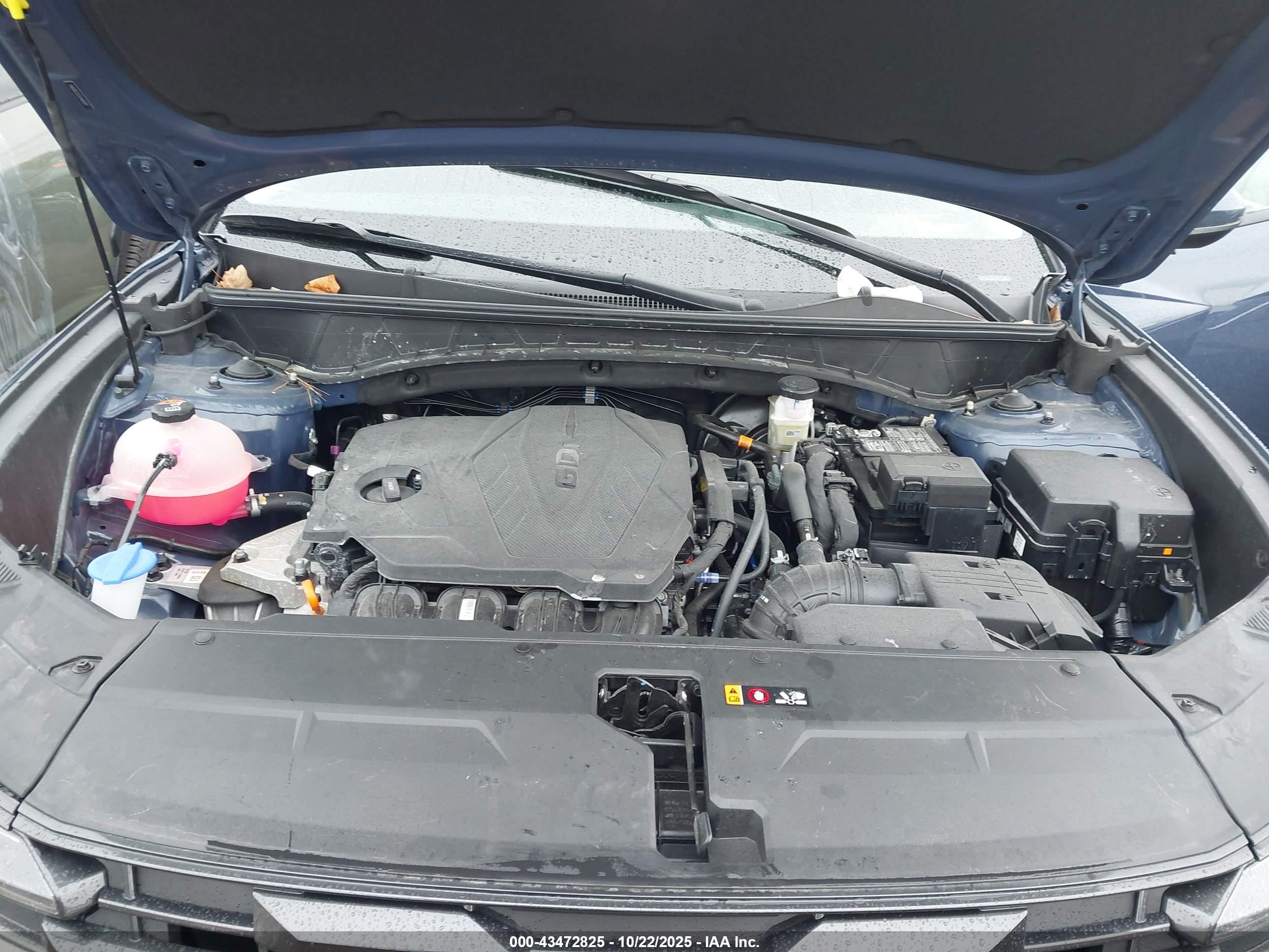 HYUNDAI TUCSON image 10