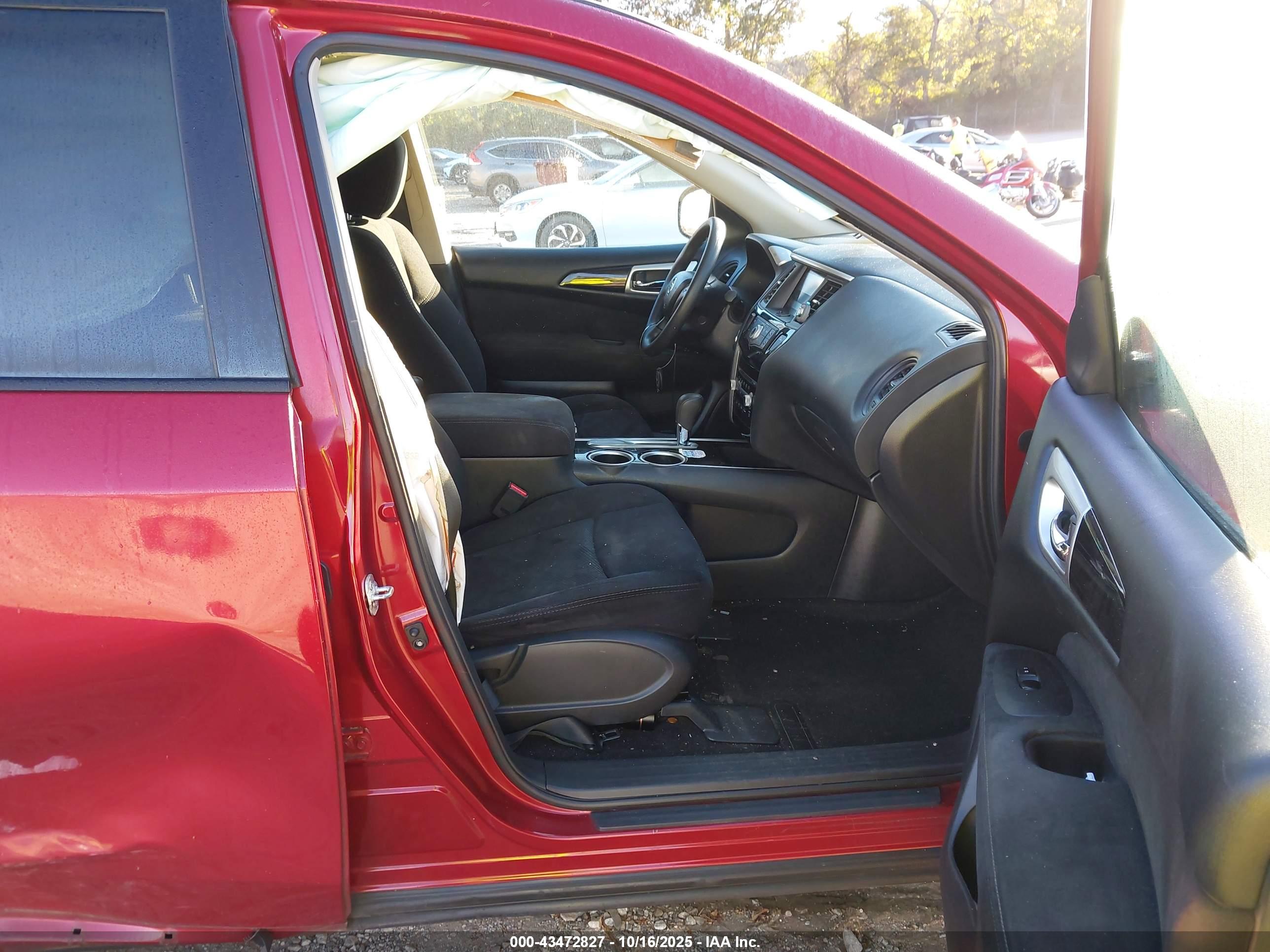 NISSAN PATHFINDER image 5
