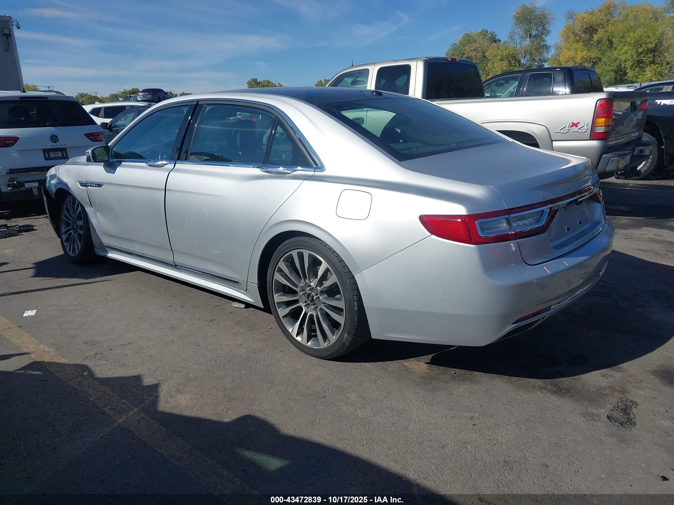 LINCOLN CONTINENTAL image 3