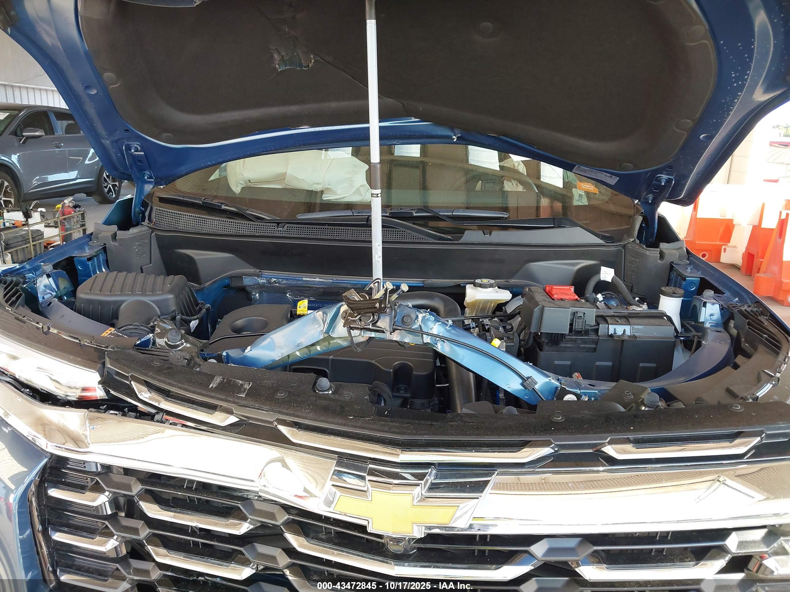 CHEVROLET EQUINOX image 10