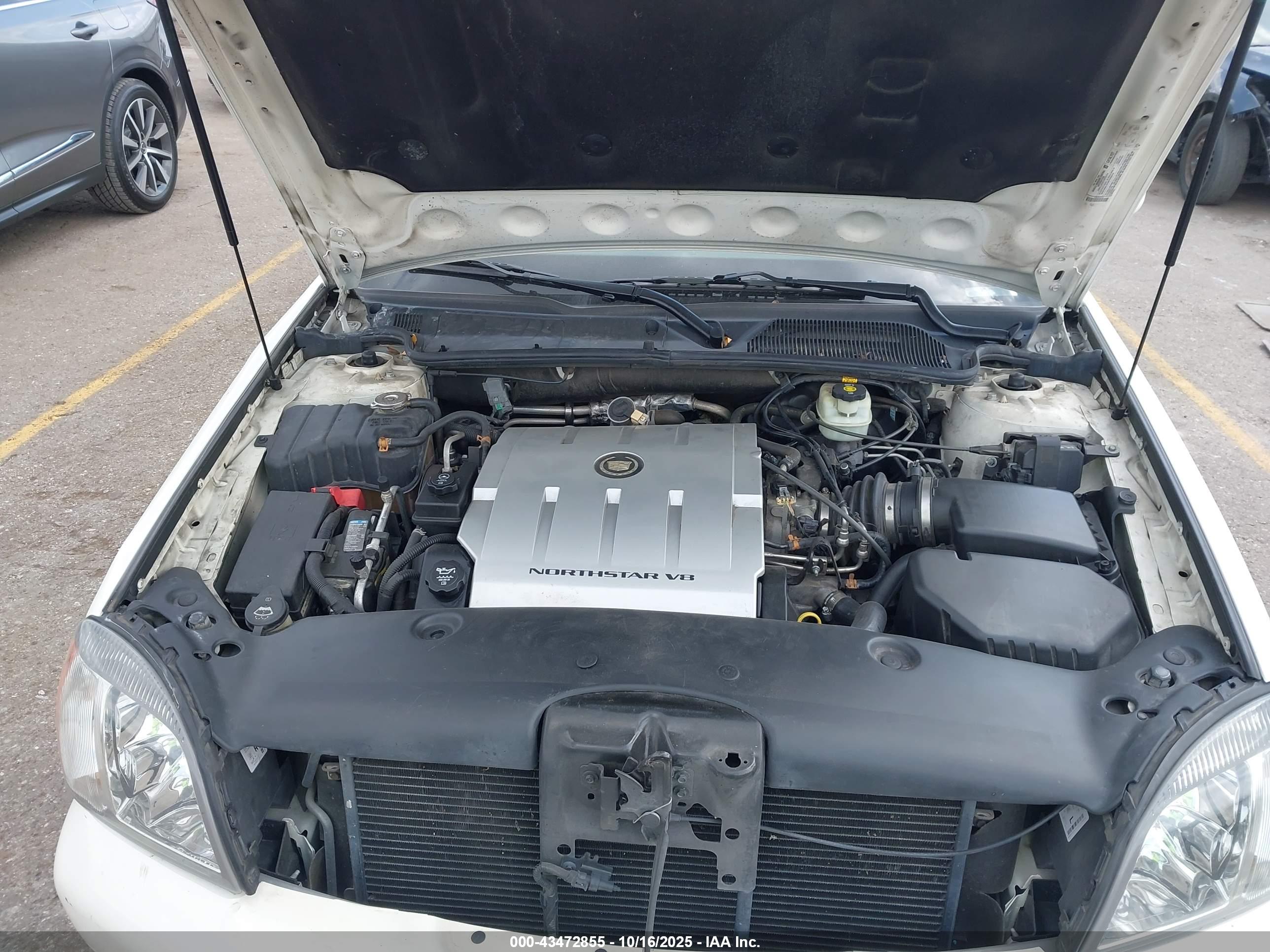 CADILLAC DEVILLE image 10