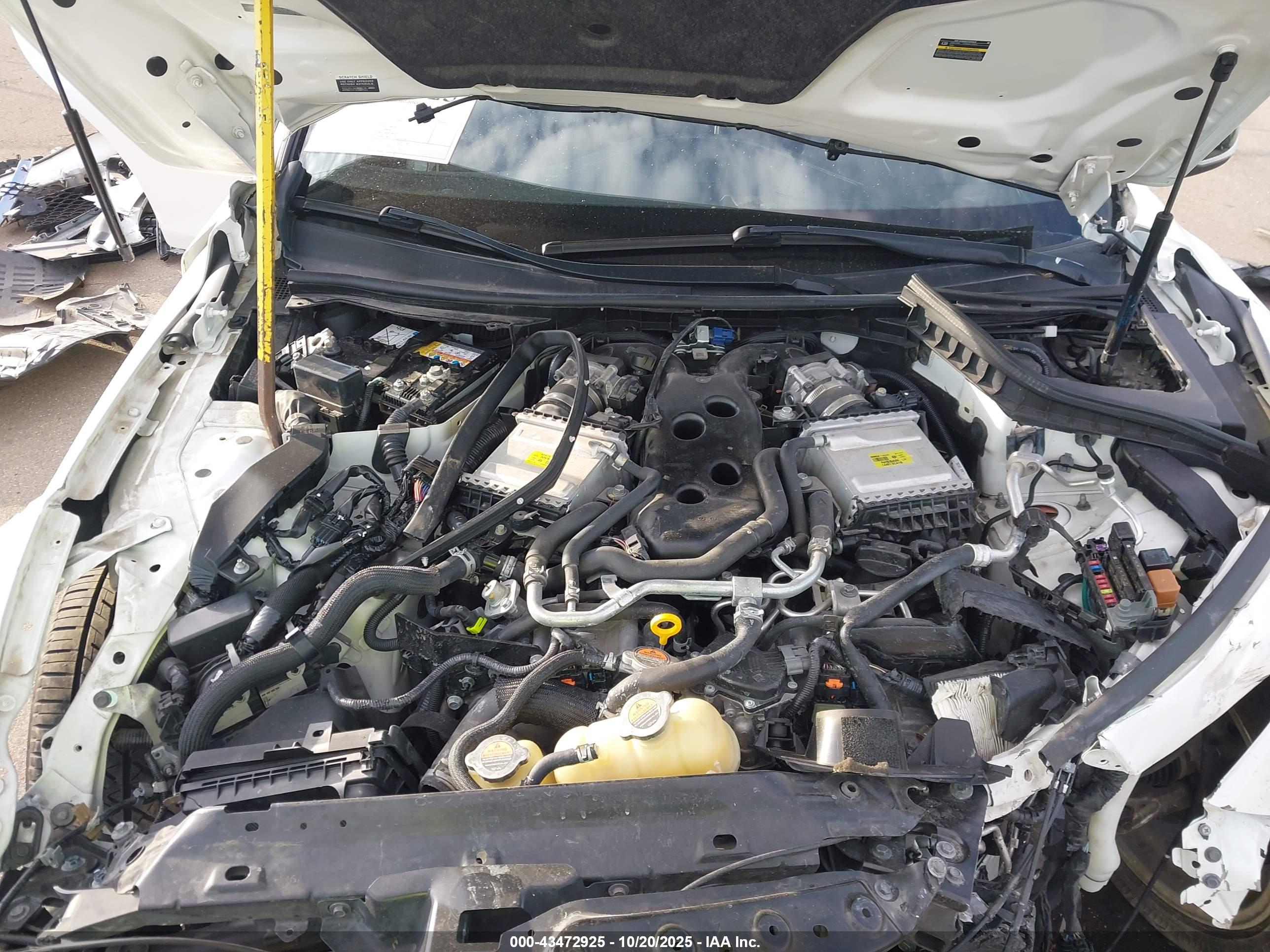 INFINITI Q50 image 10