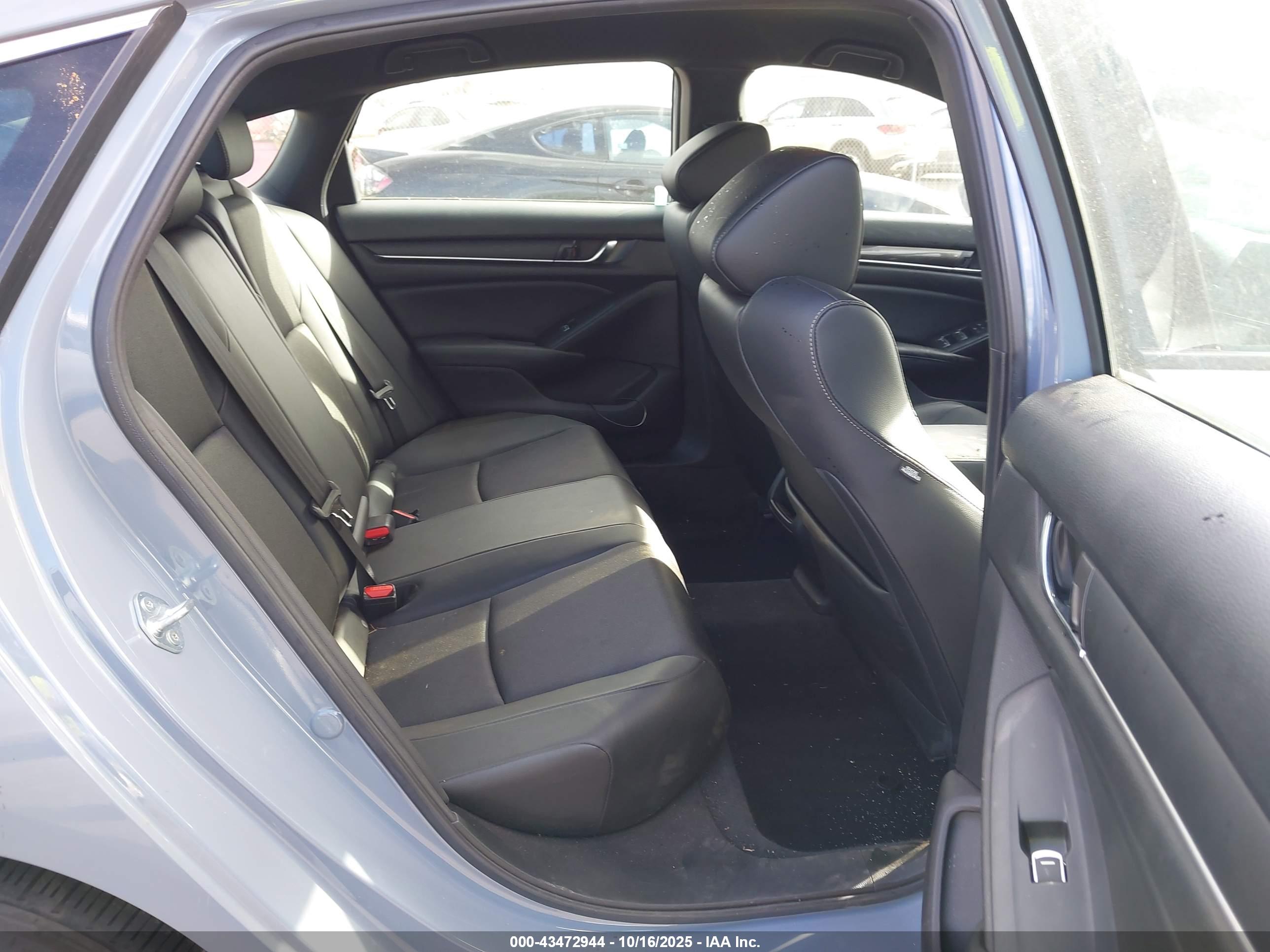 HONDA ACCORD image 8