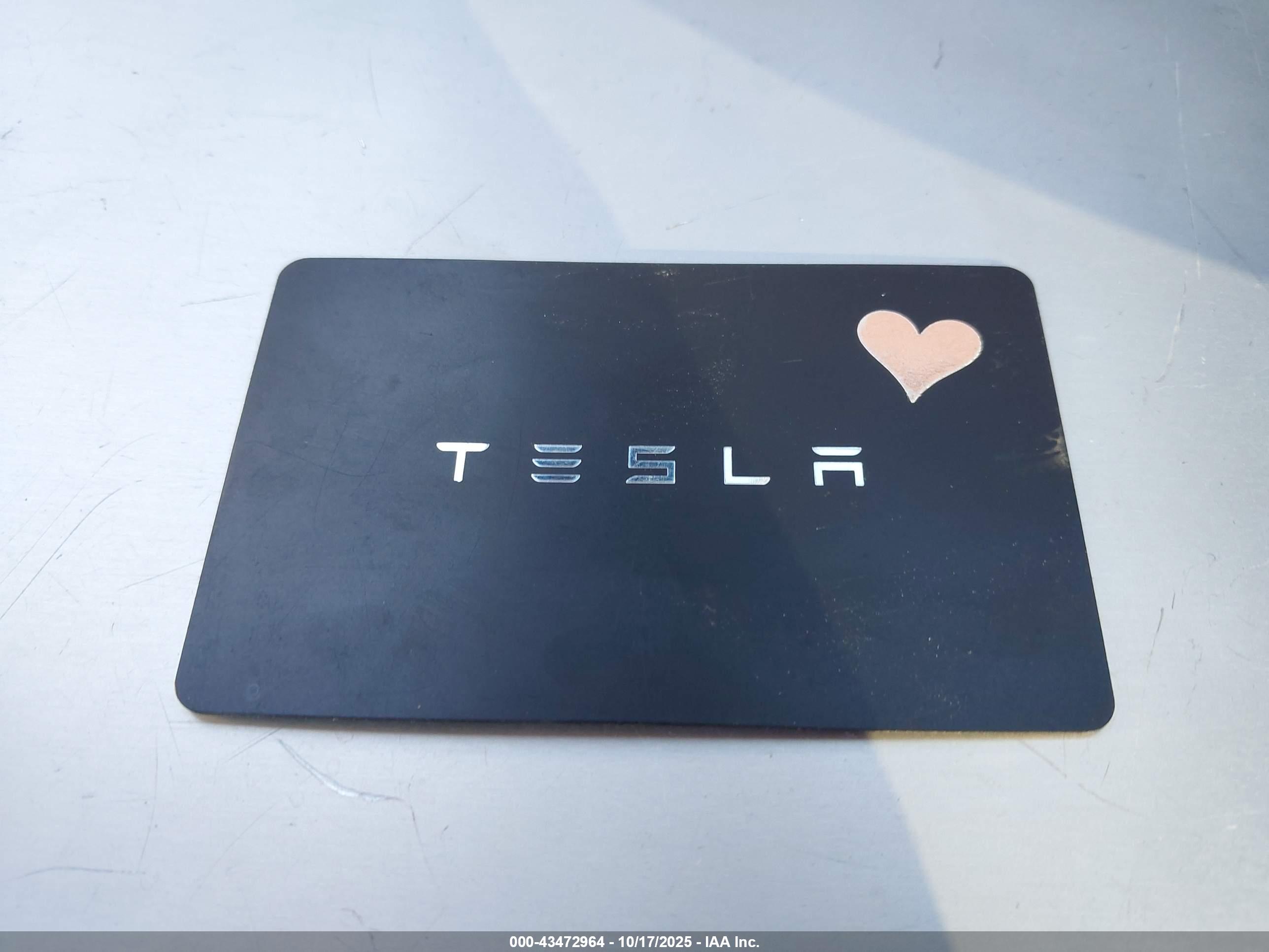 TESLA MODEL image 11