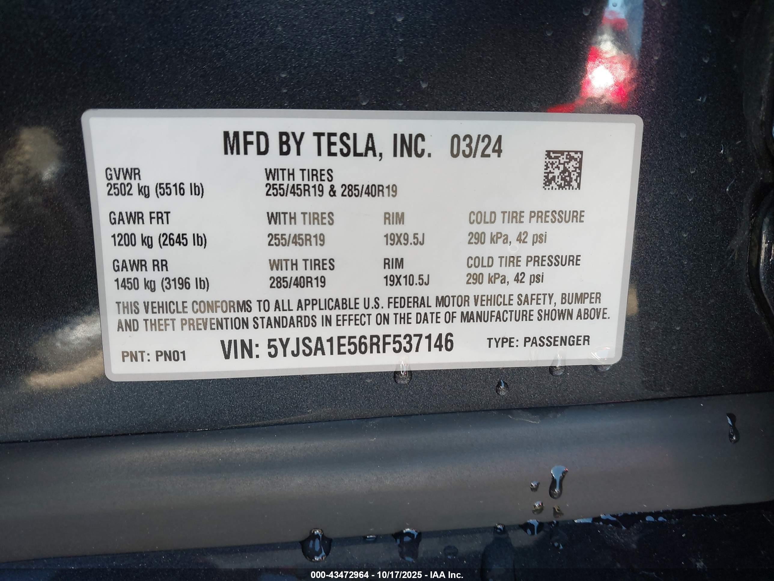 TESLA MODEL image 9