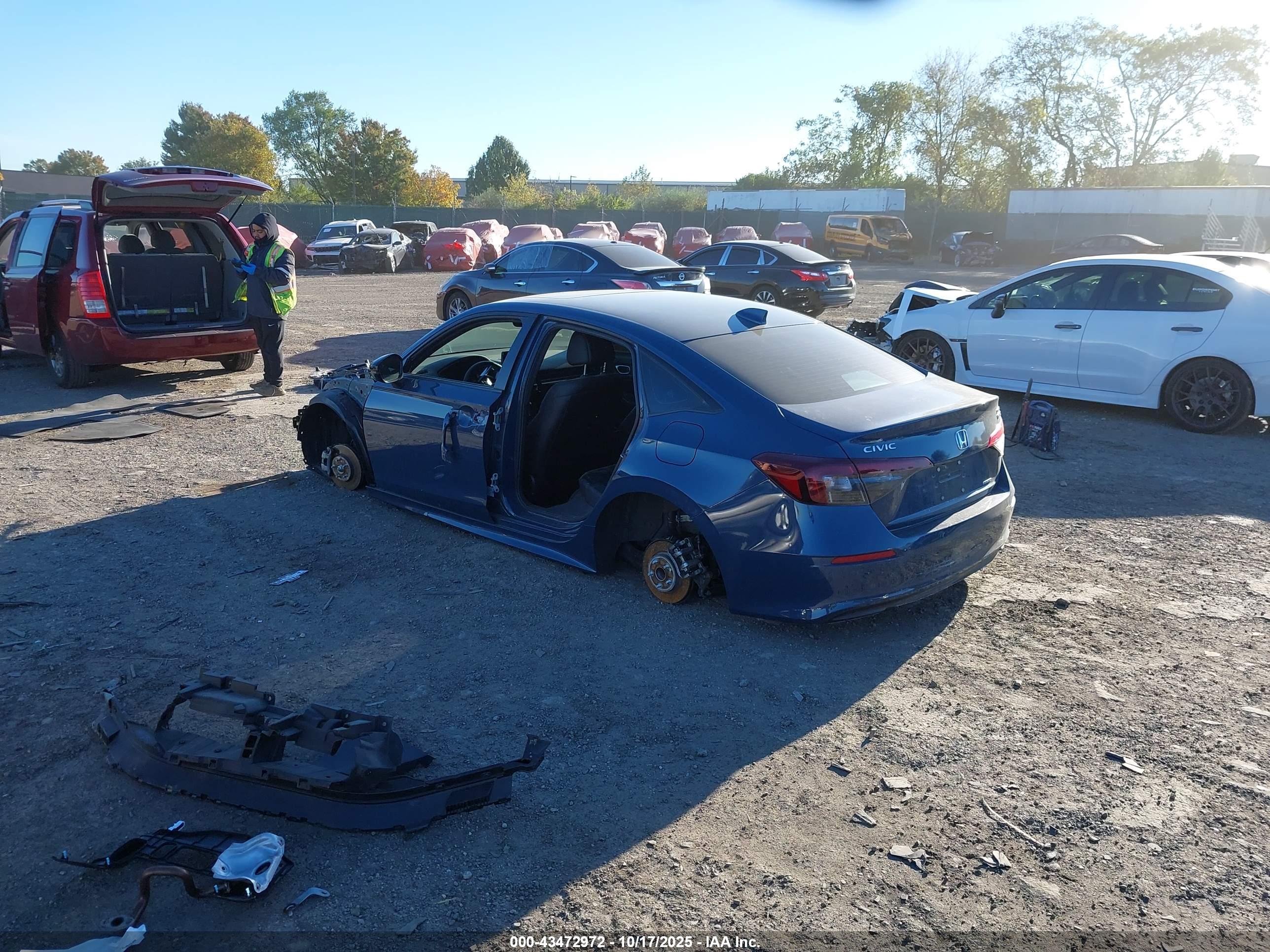 HONDA CIVIC image 3