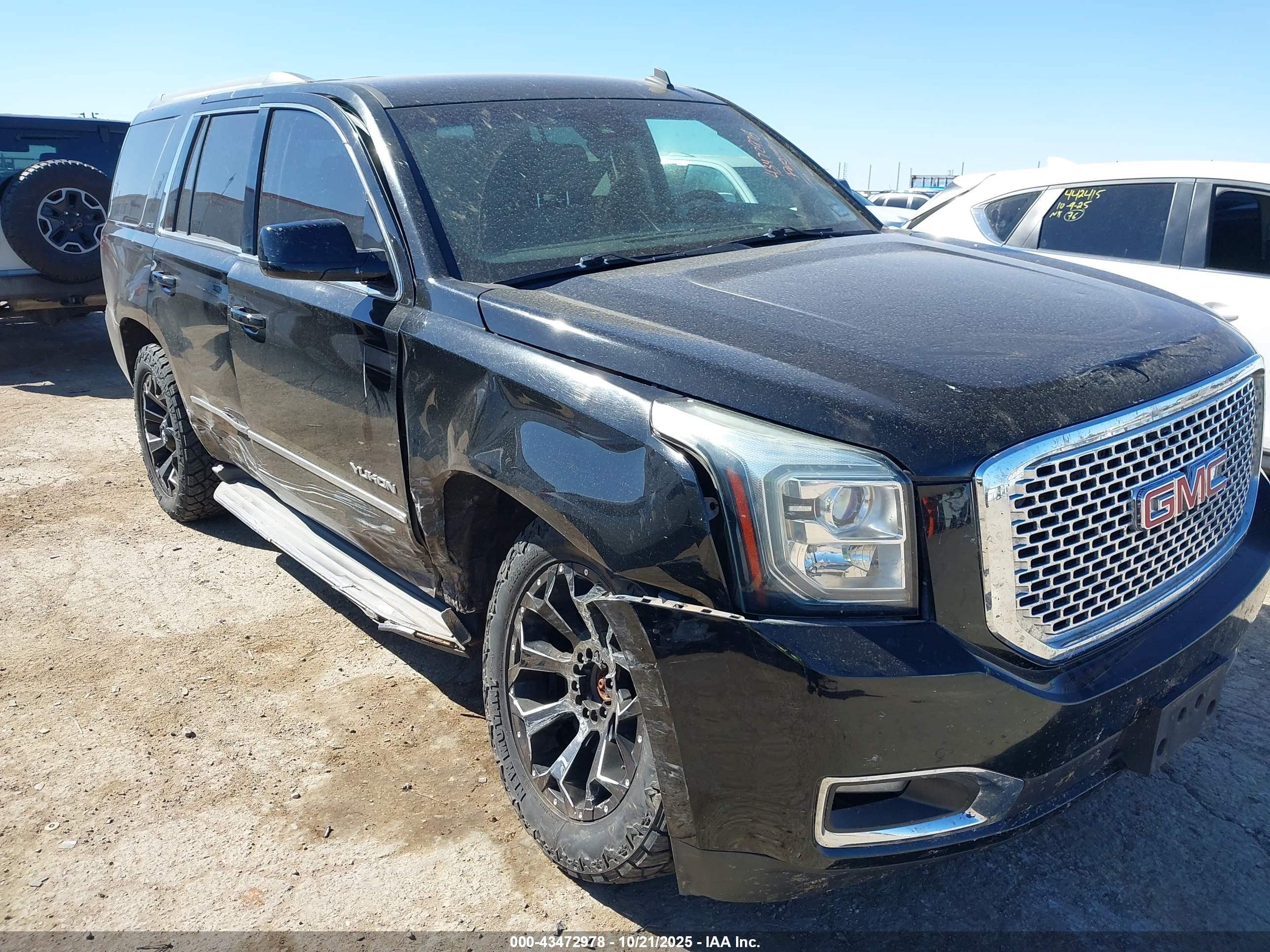GMC YUKON image 6