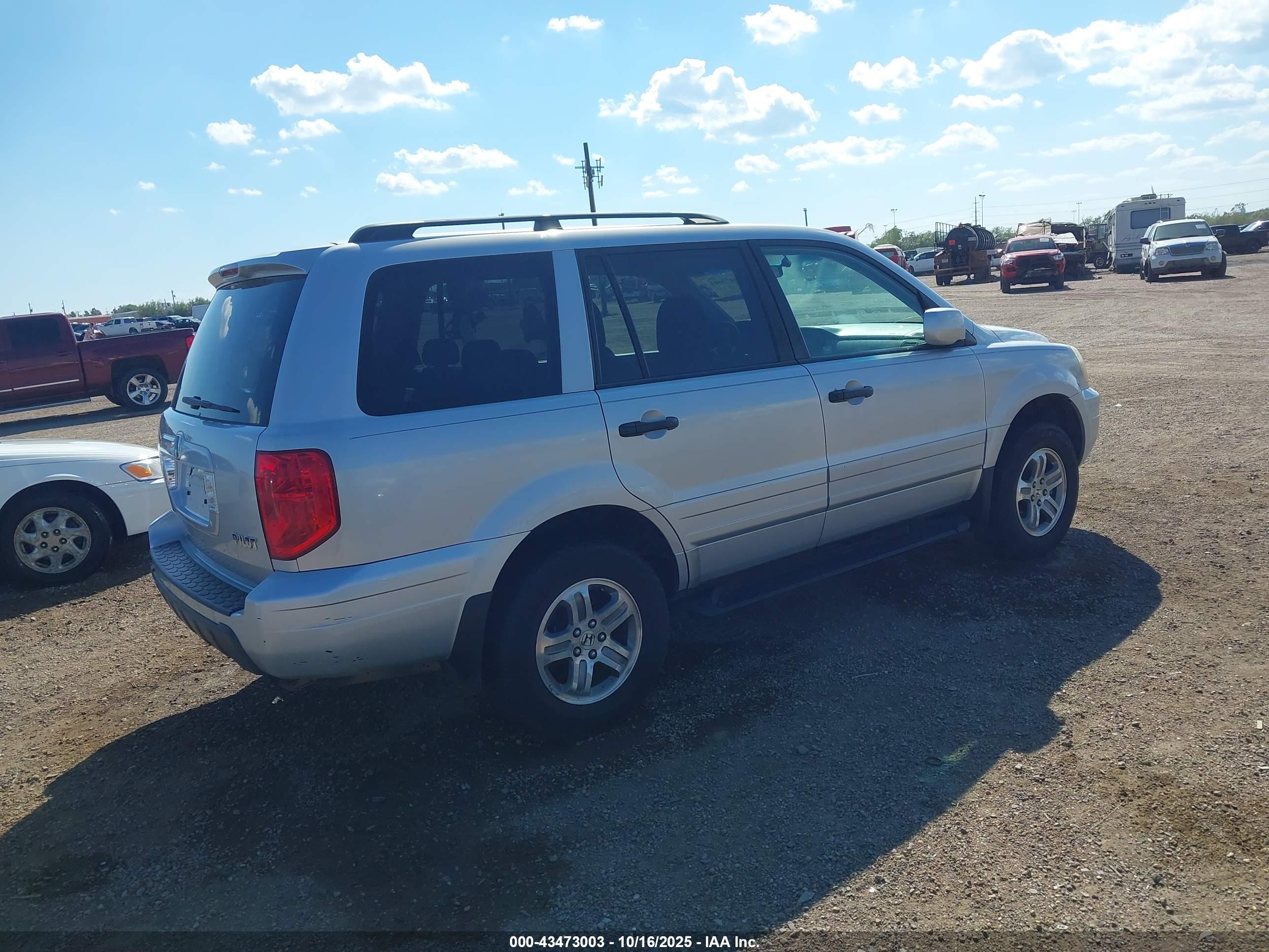 HONDA PILOT image 4