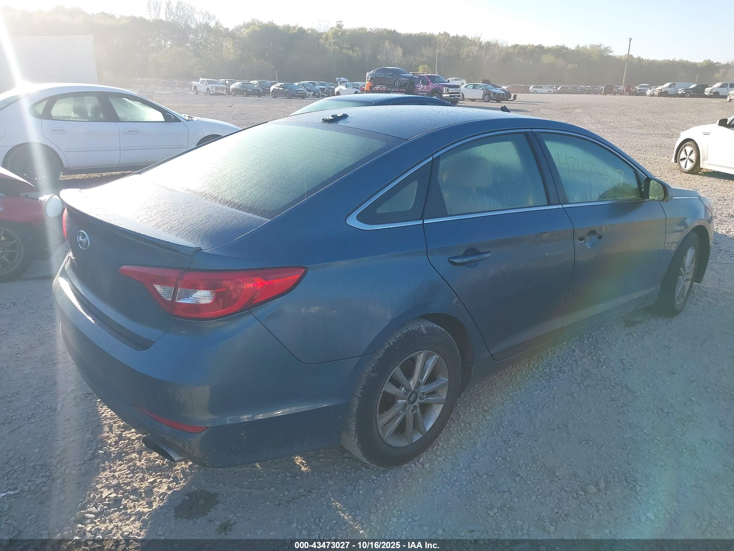HYUNDAI SONATA image 4