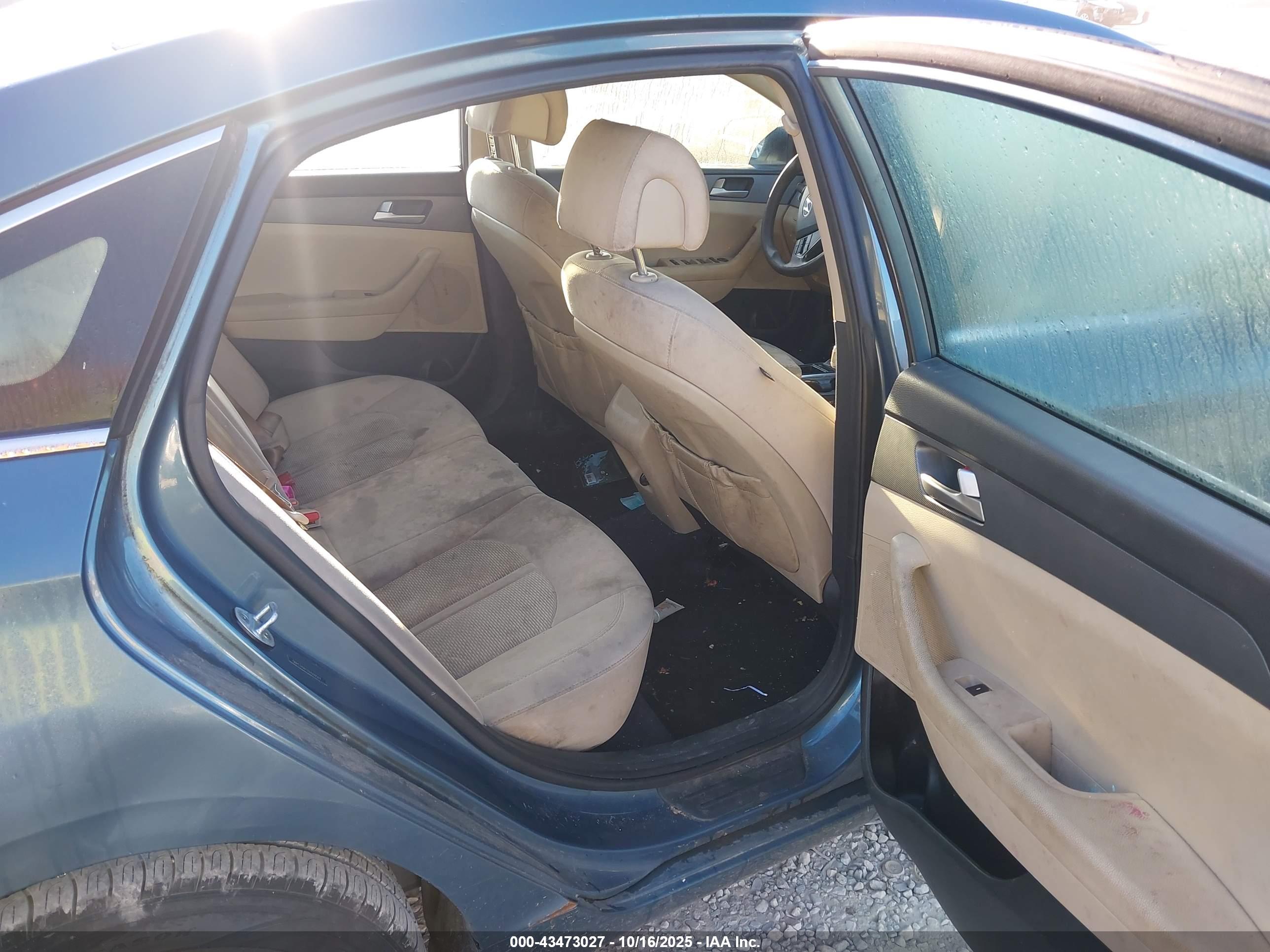 HYUNDAI SONATA image 8