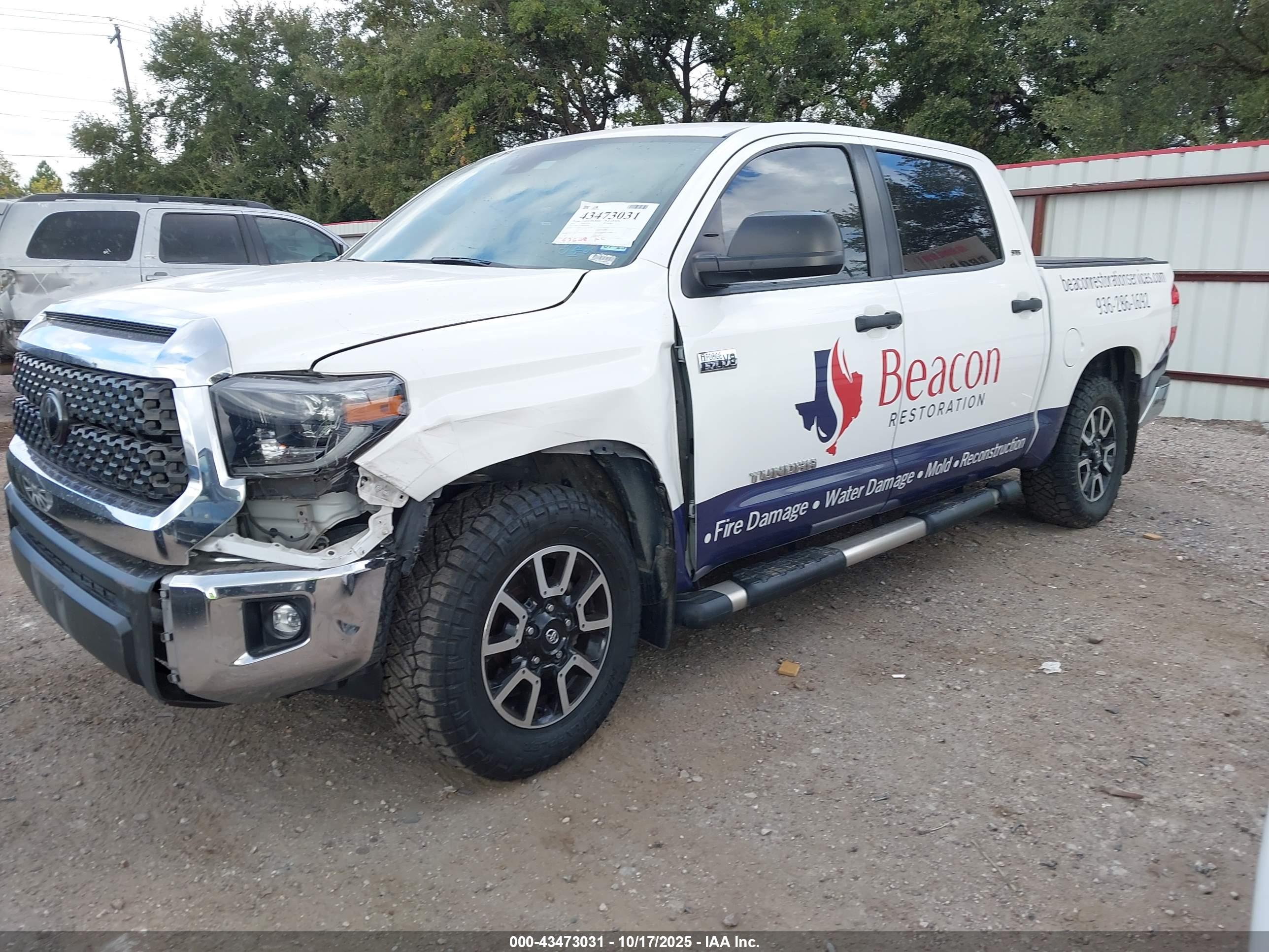 TOYOTA TUNDRA image 2