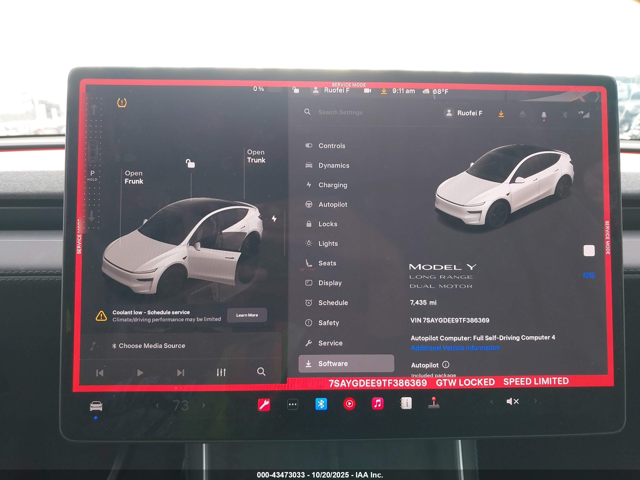 TESLA MODEL image 7