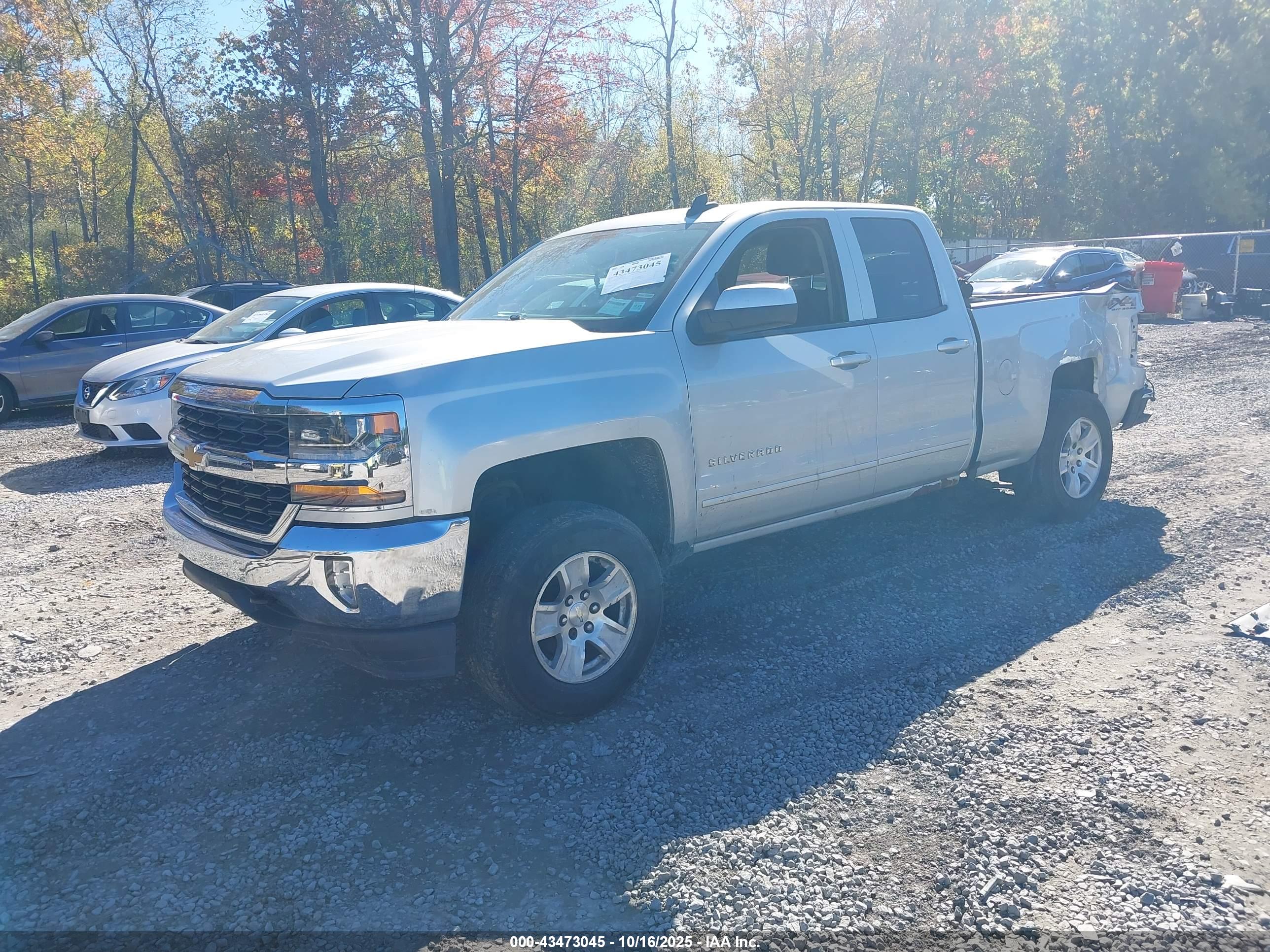 CHEVROLET SILVERADO image 2