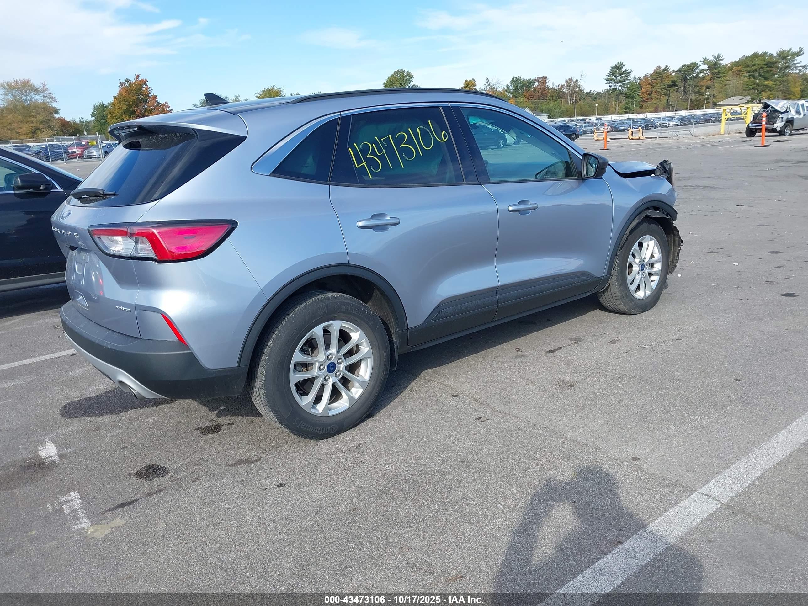 FORD ESCAPE image 4