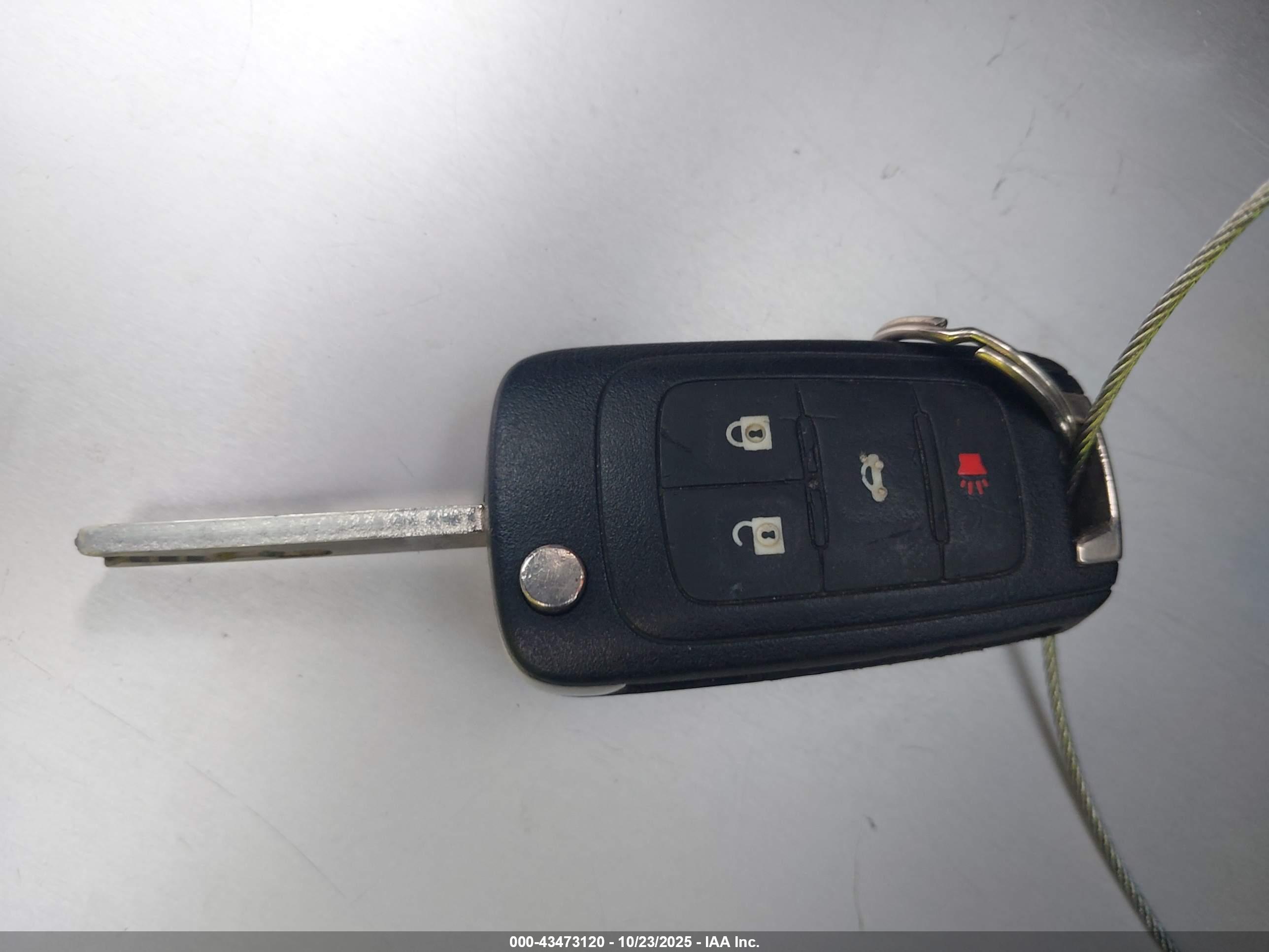CHEVROLET EQUINOX image 11