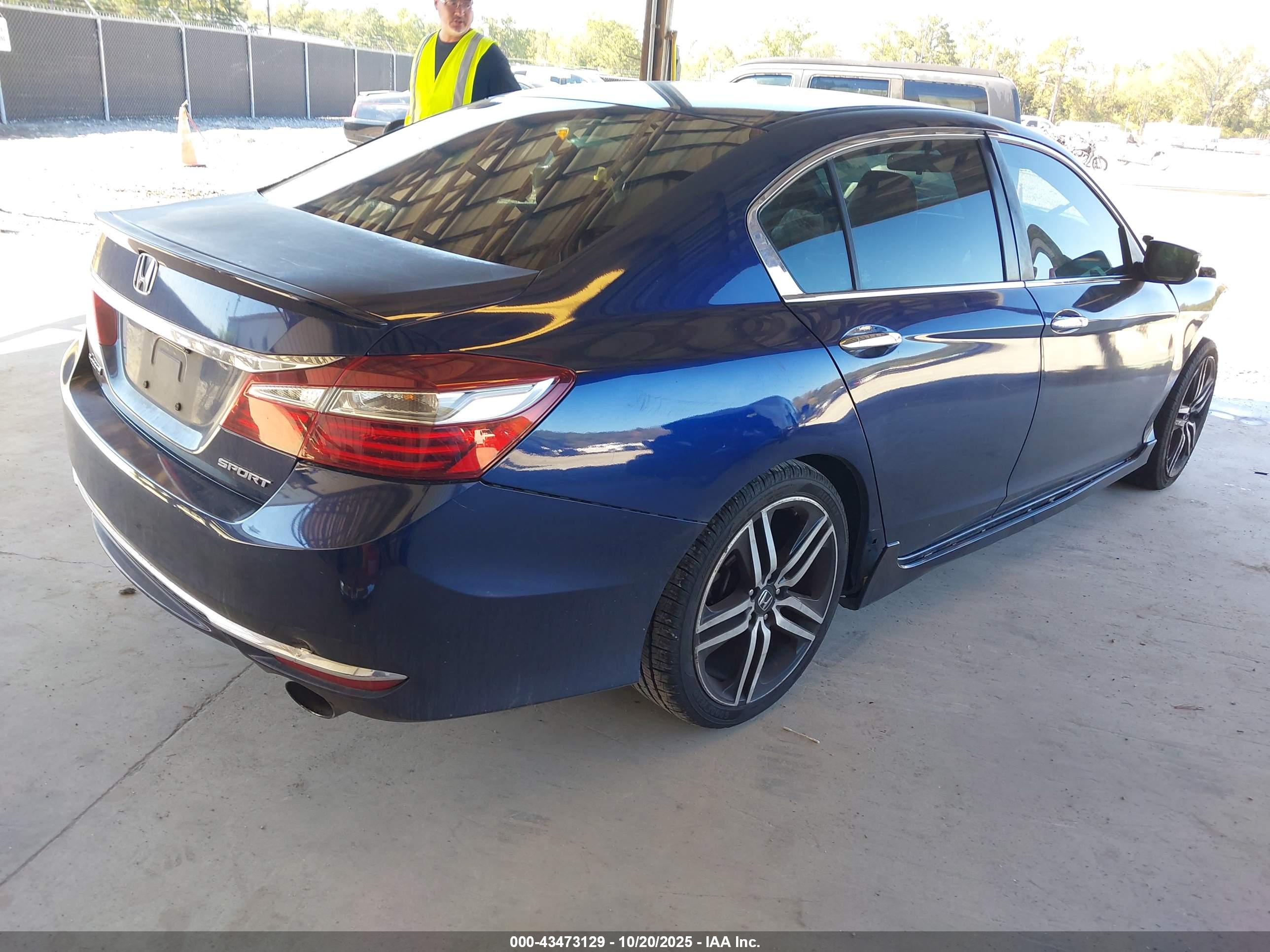 HONDA ACCORD image 4