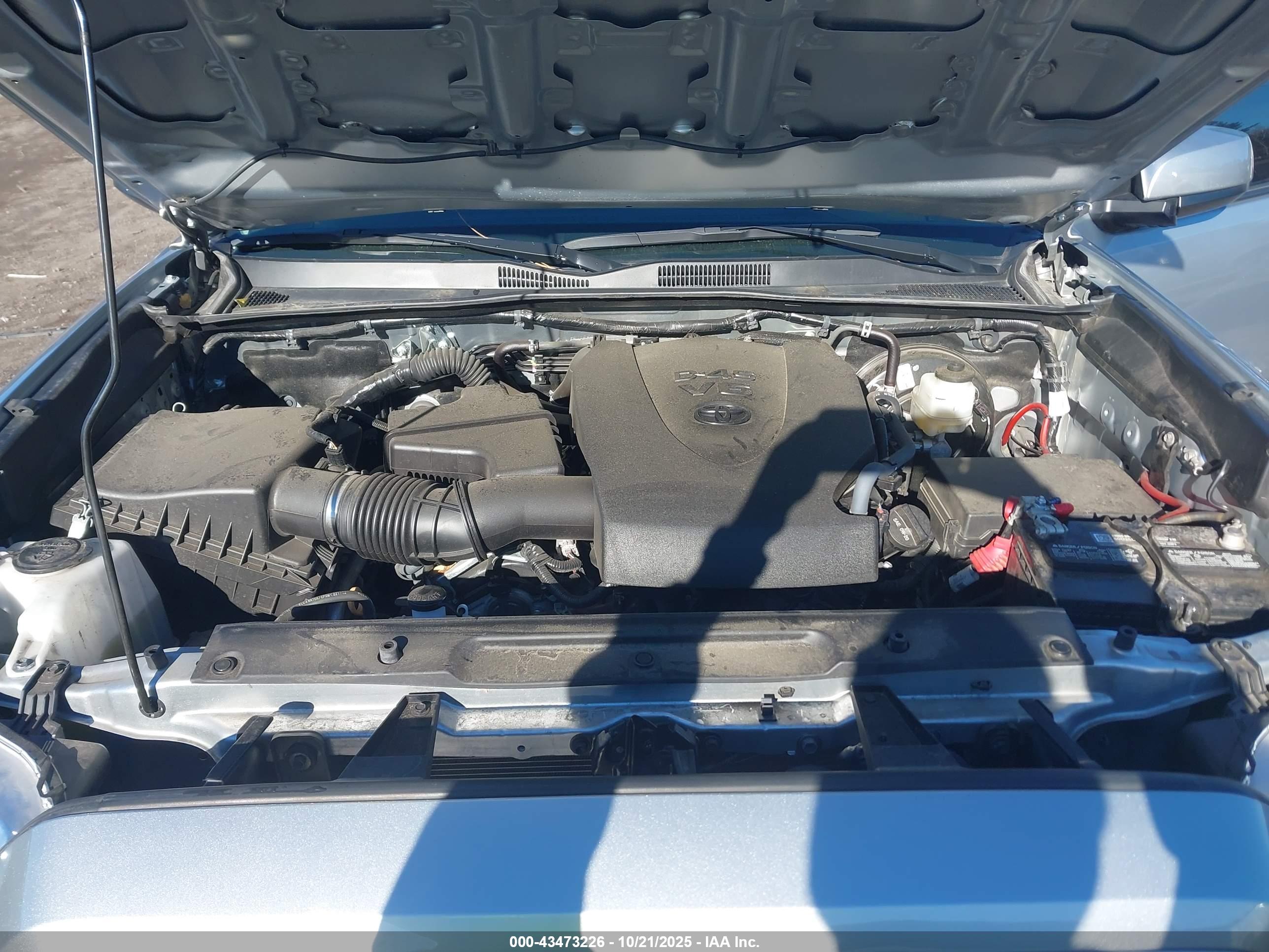 TOYOTA TACOMA image 10