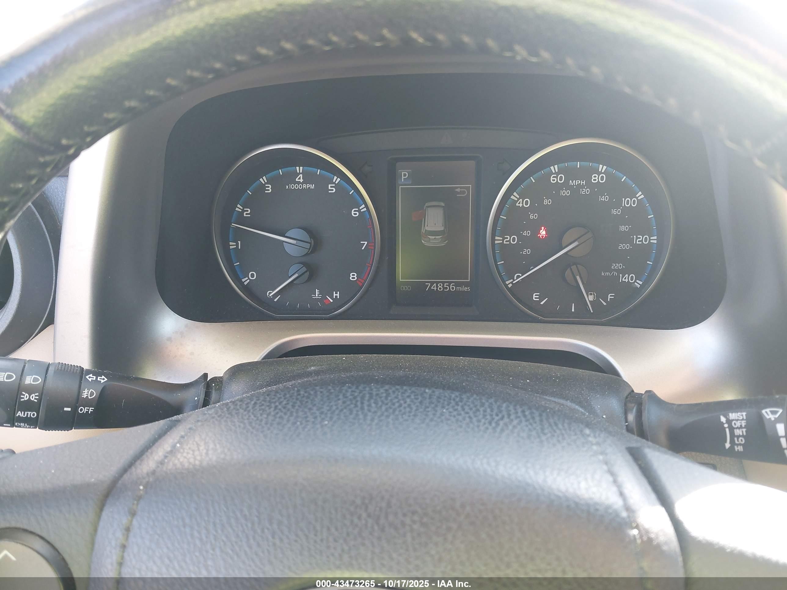 TOYOTA RAV4 image 7