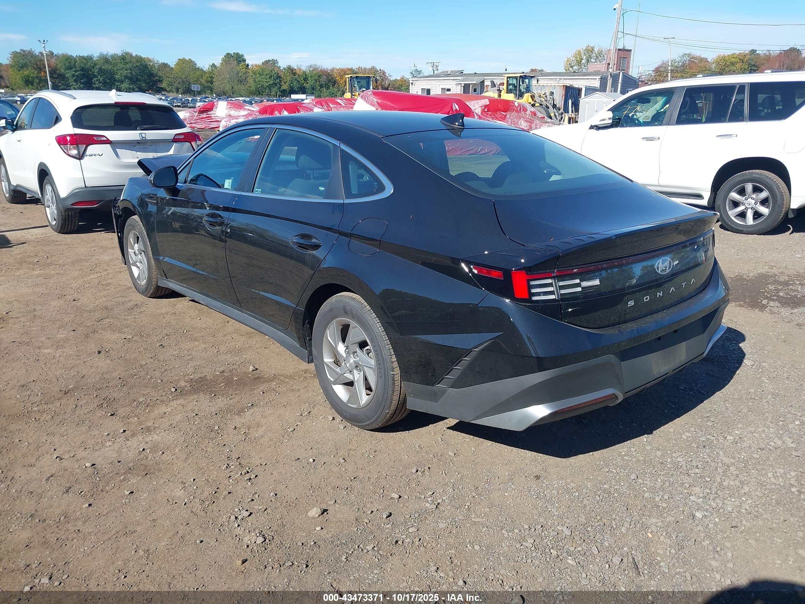 HYUNDAI SONATA image 3