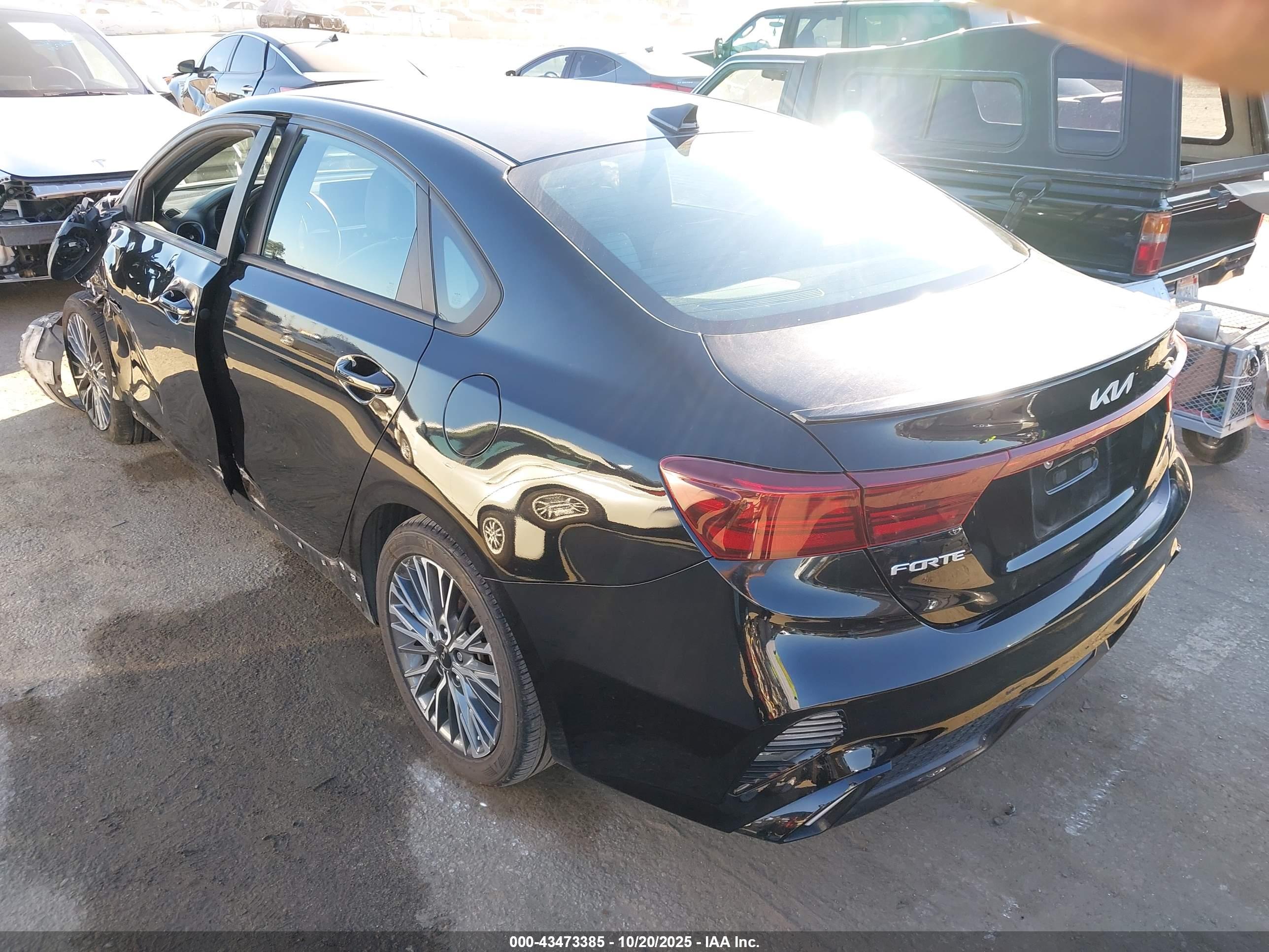KIA FORTE image 3