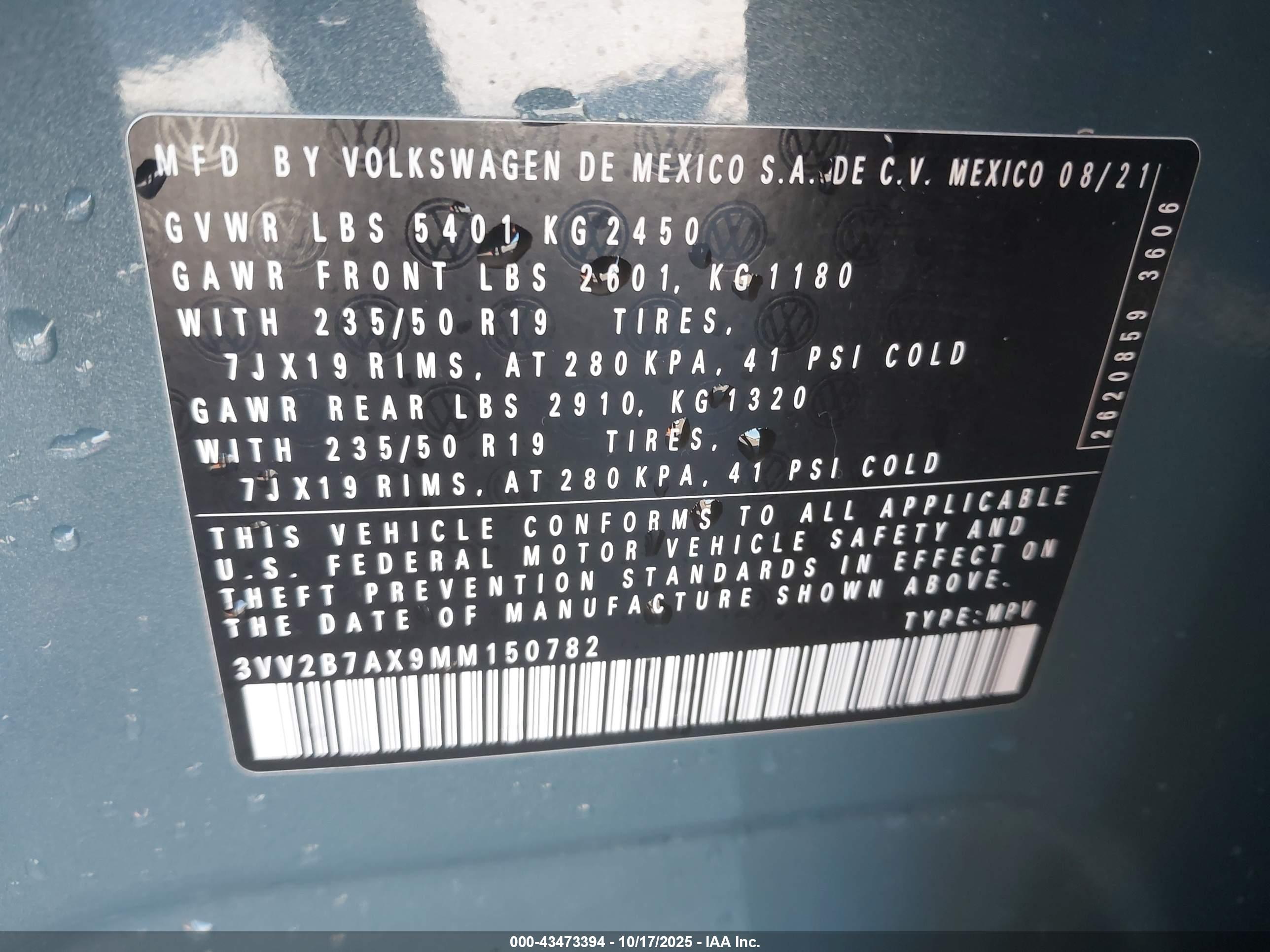 VOLKSWAGEN TIGUAN image 9