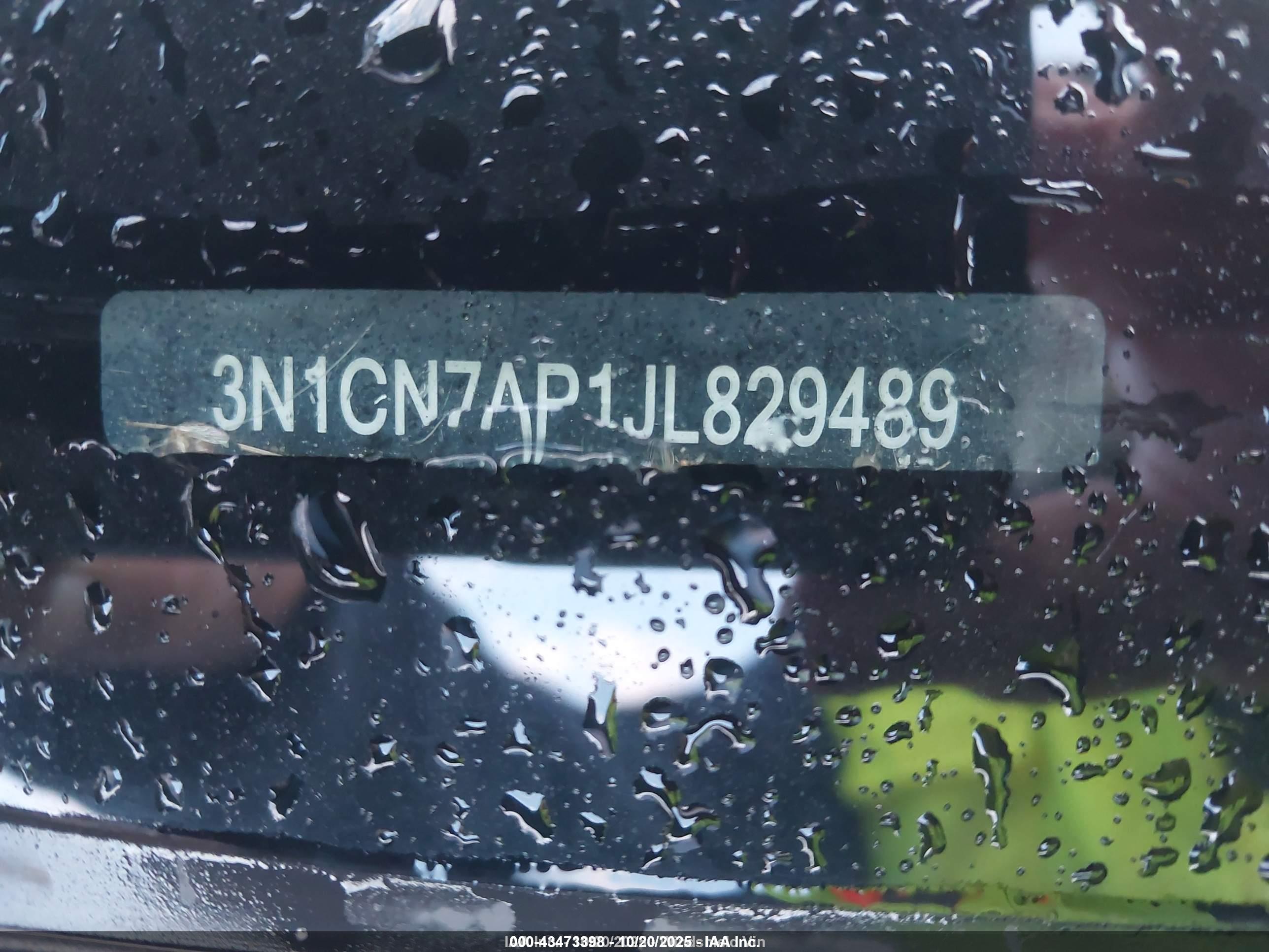 NISSAN VERSA image 9