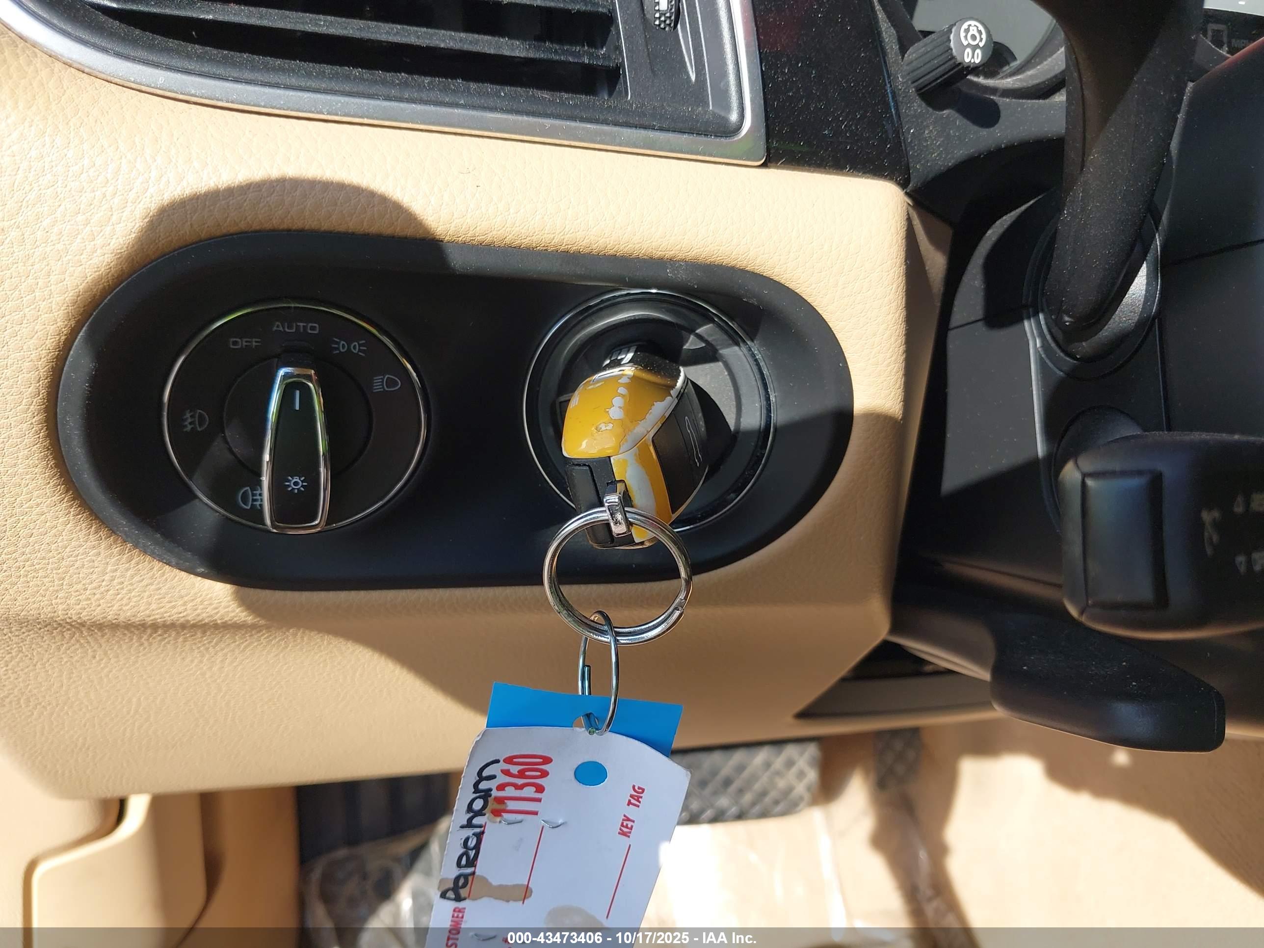 PORSCHE MACAN image 11