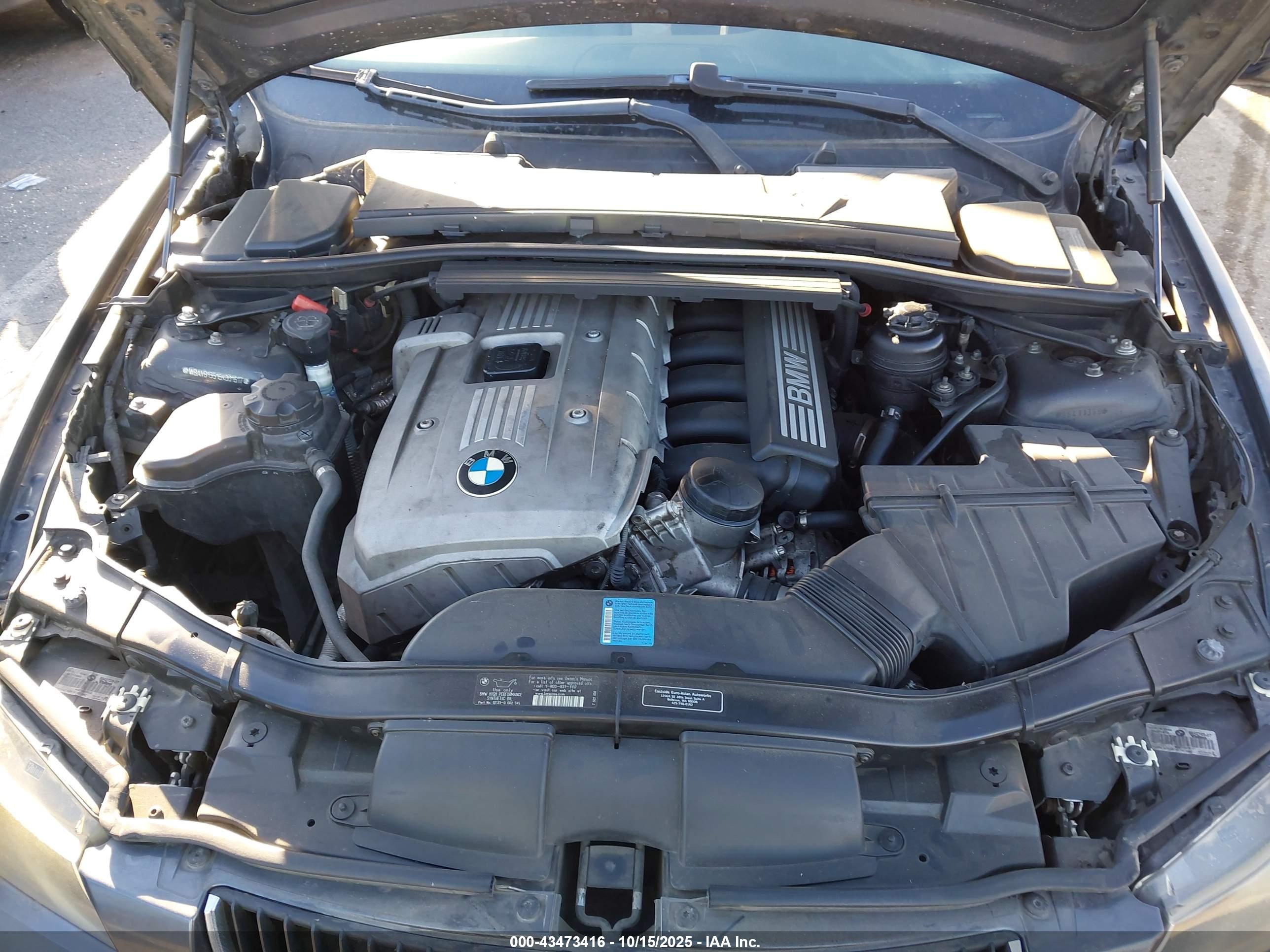 BMW 325I image 10