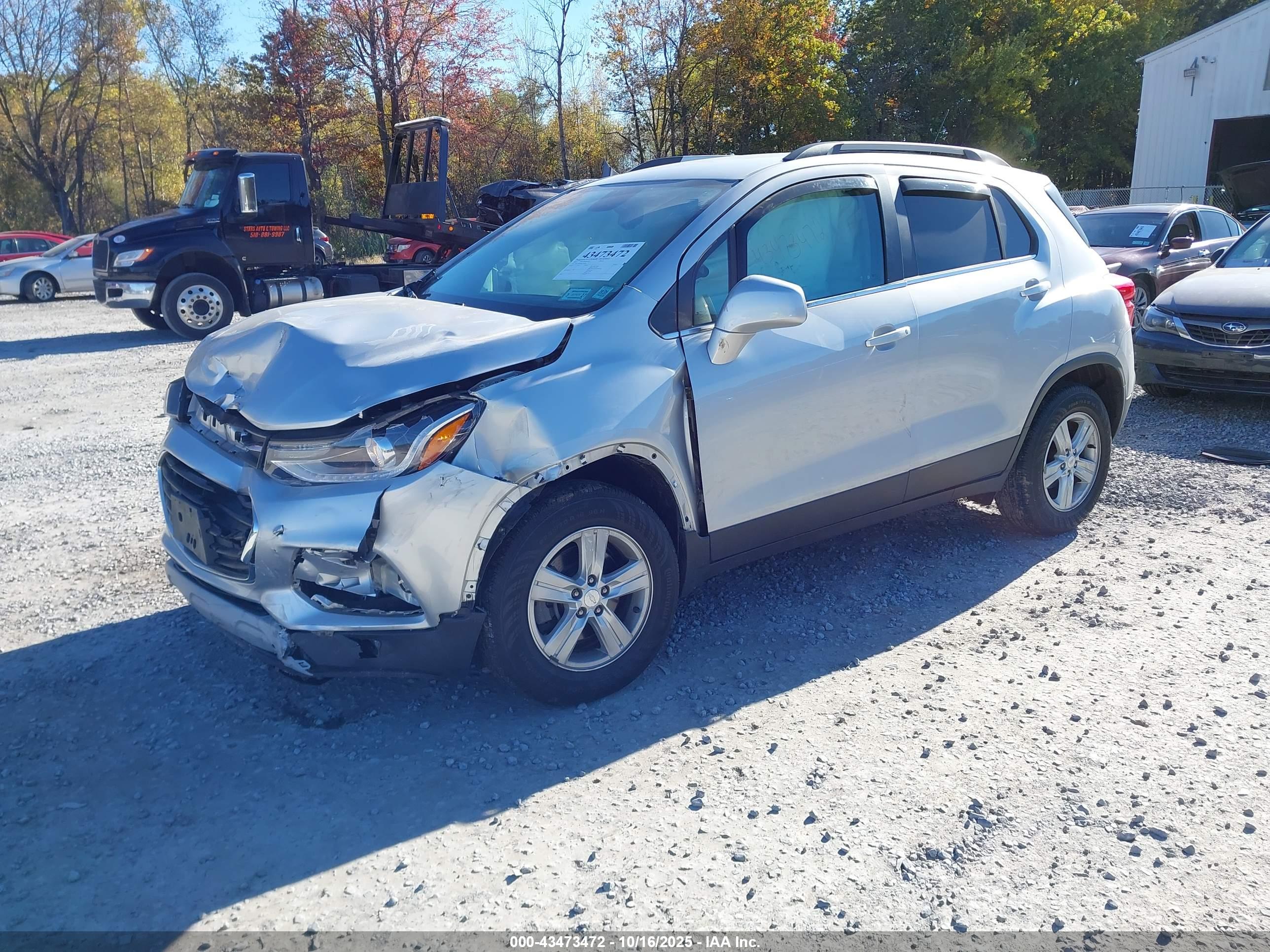 CHEVROLET TRAX image 2