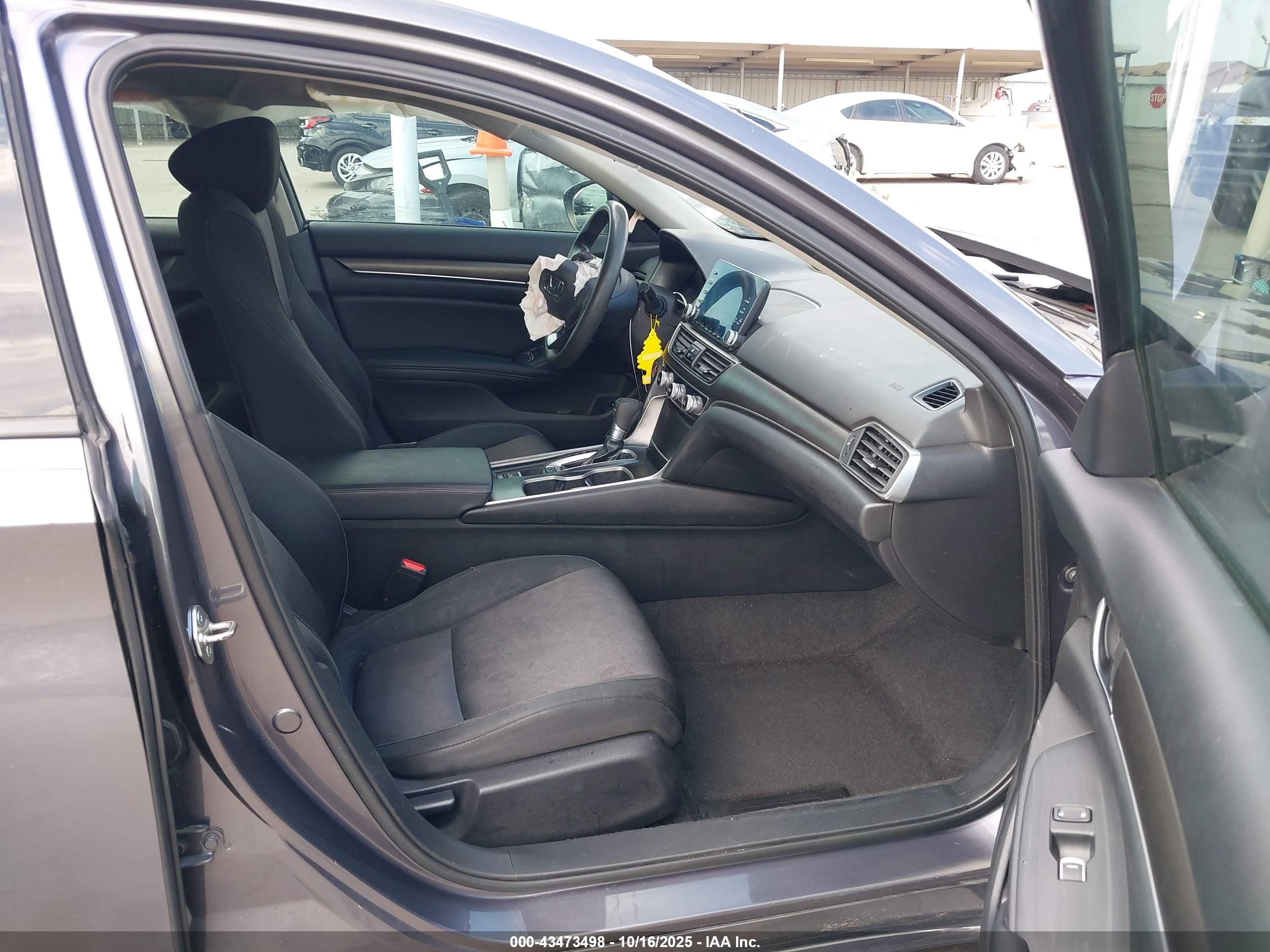 HONDA ACCORD image 5