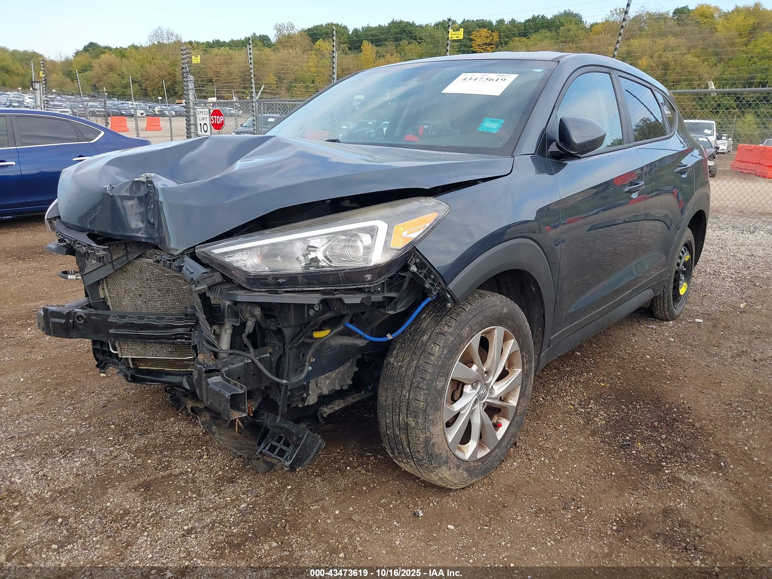HYUNDAI TUCSON image 2