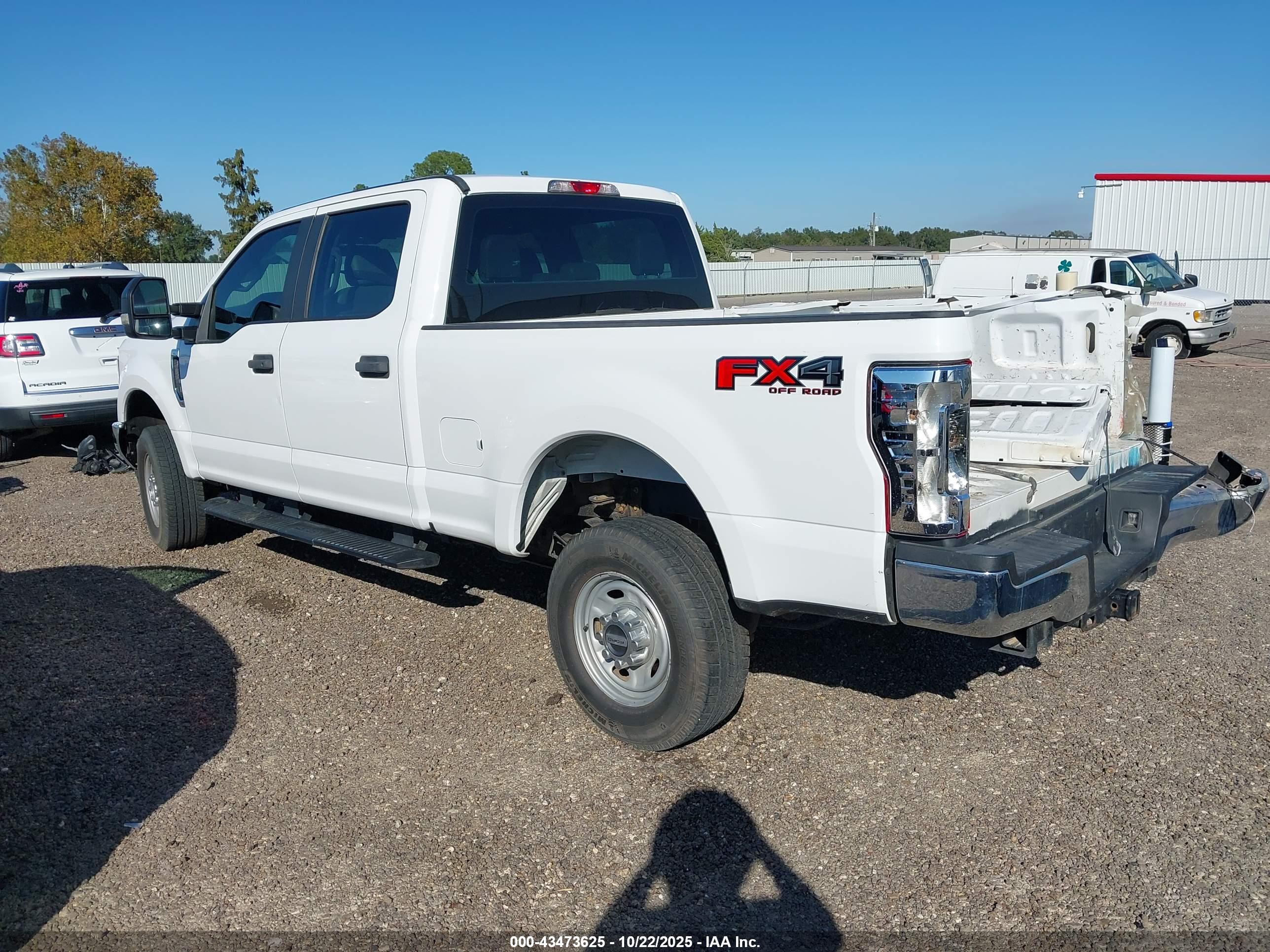 FORD F-250 image 3