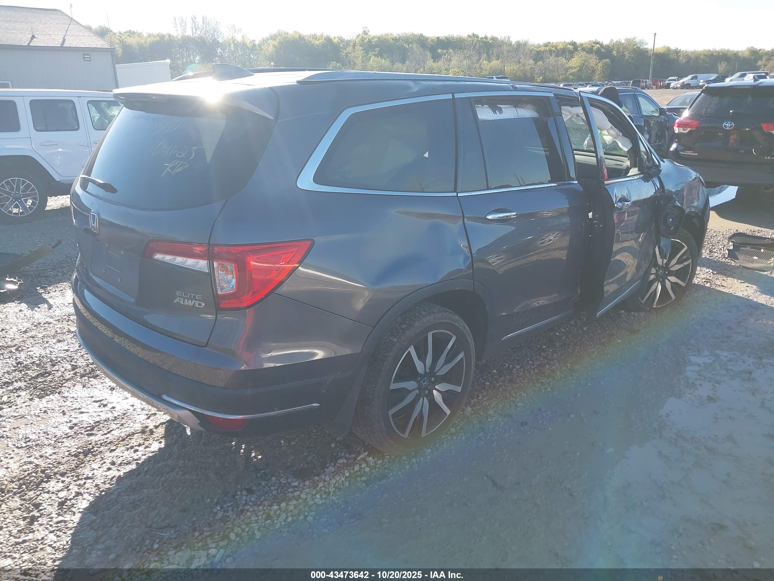 HONDA PILOT image 4