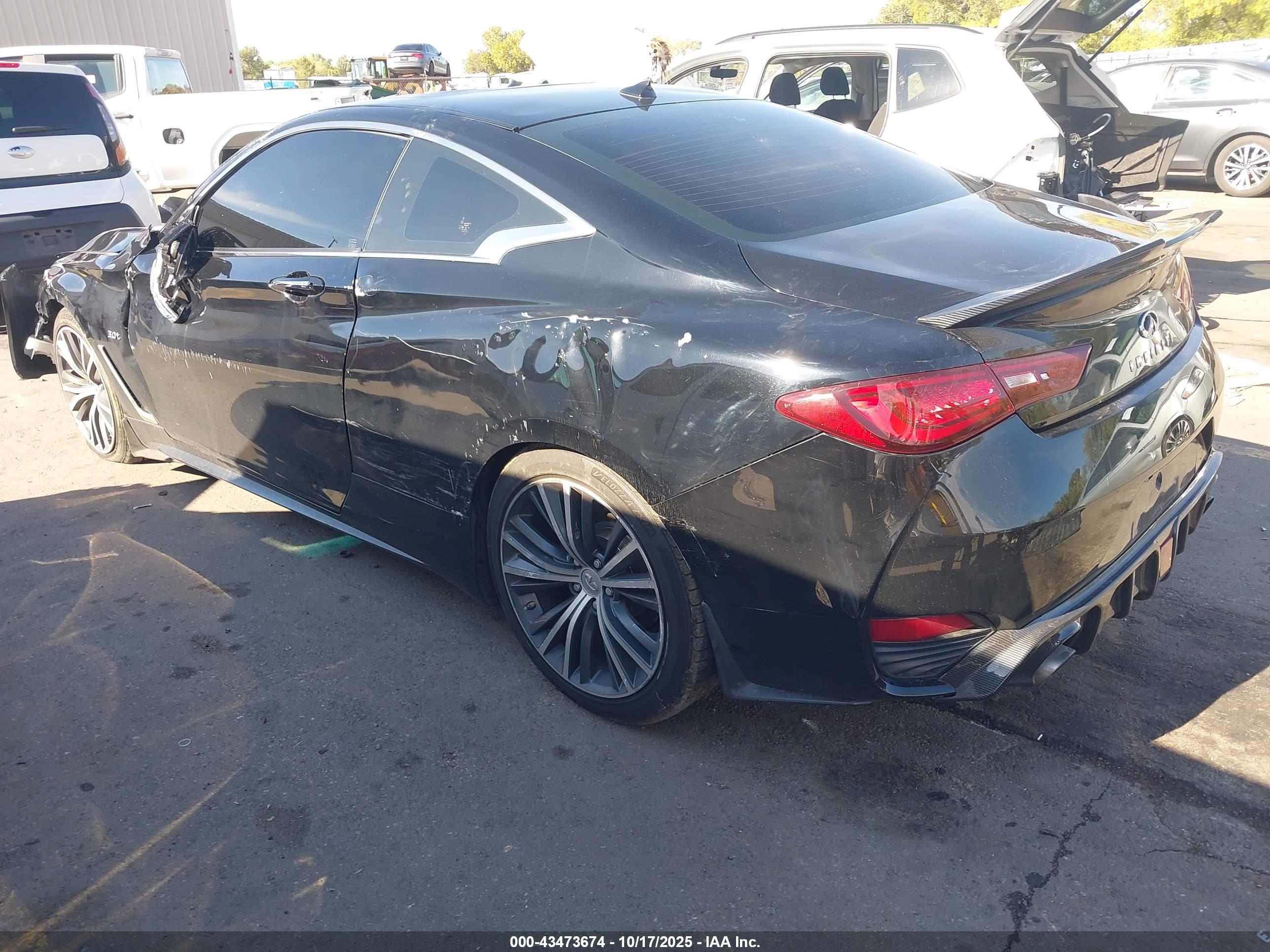 INFINITI Q60 image 3