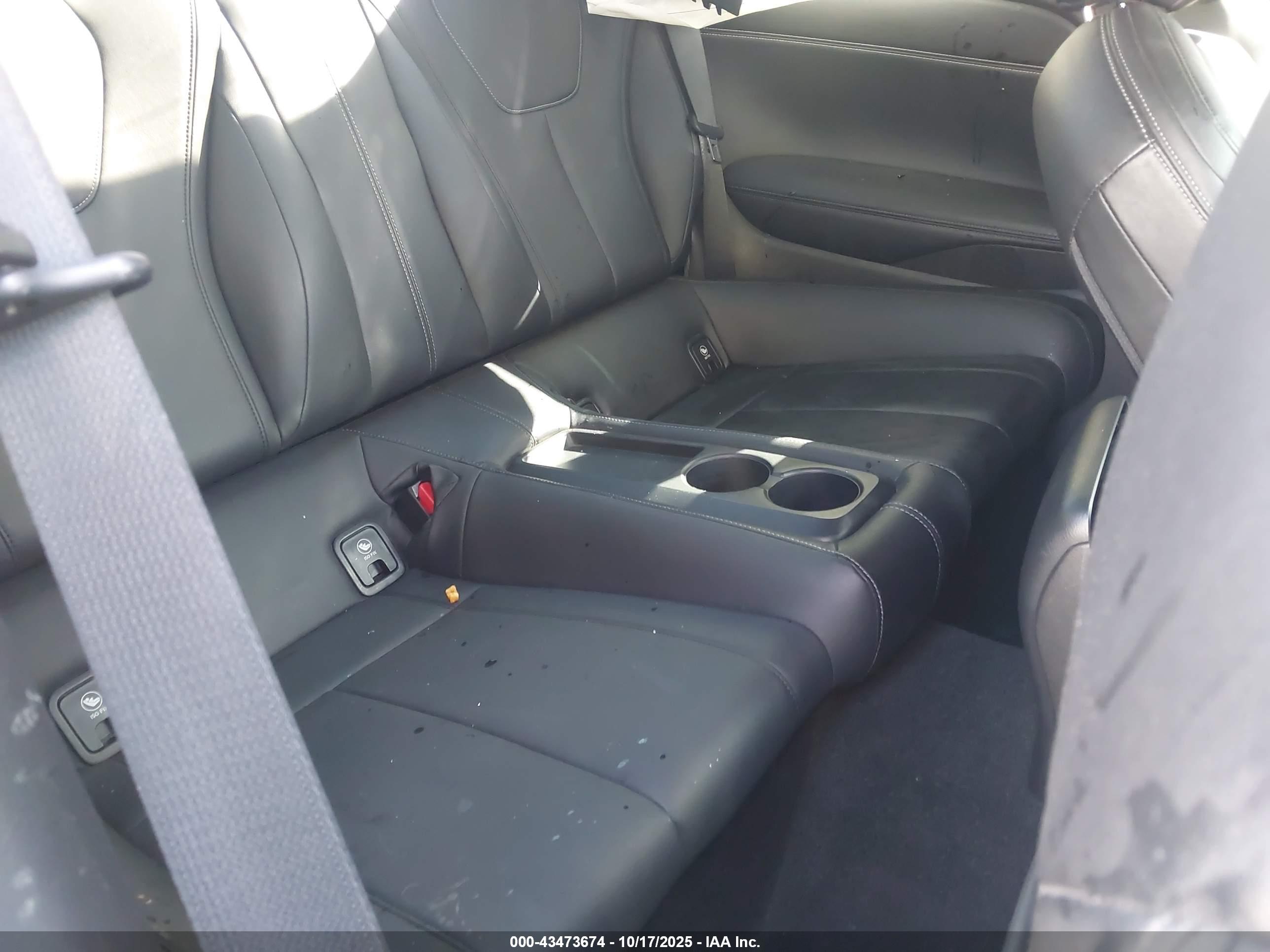 INFINITI Q60 image 8