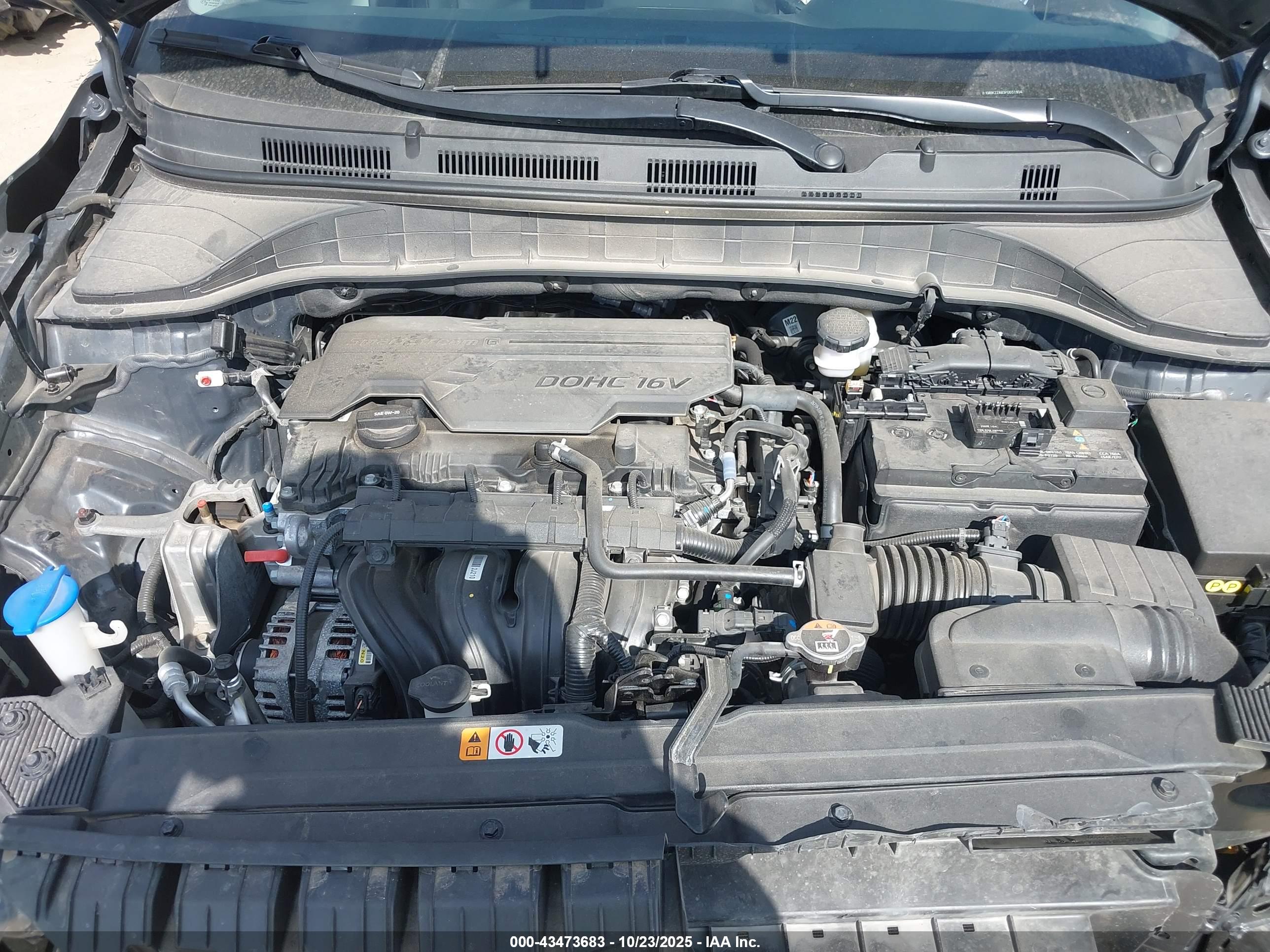 HYUNDAI KONA image 10