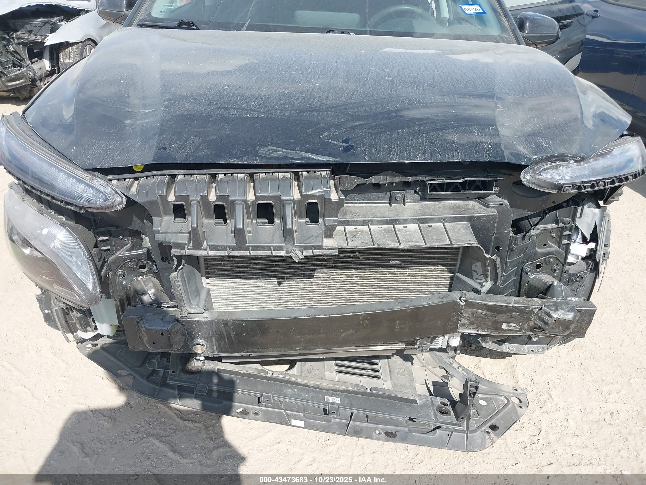 HYUNDAI KONA image 6