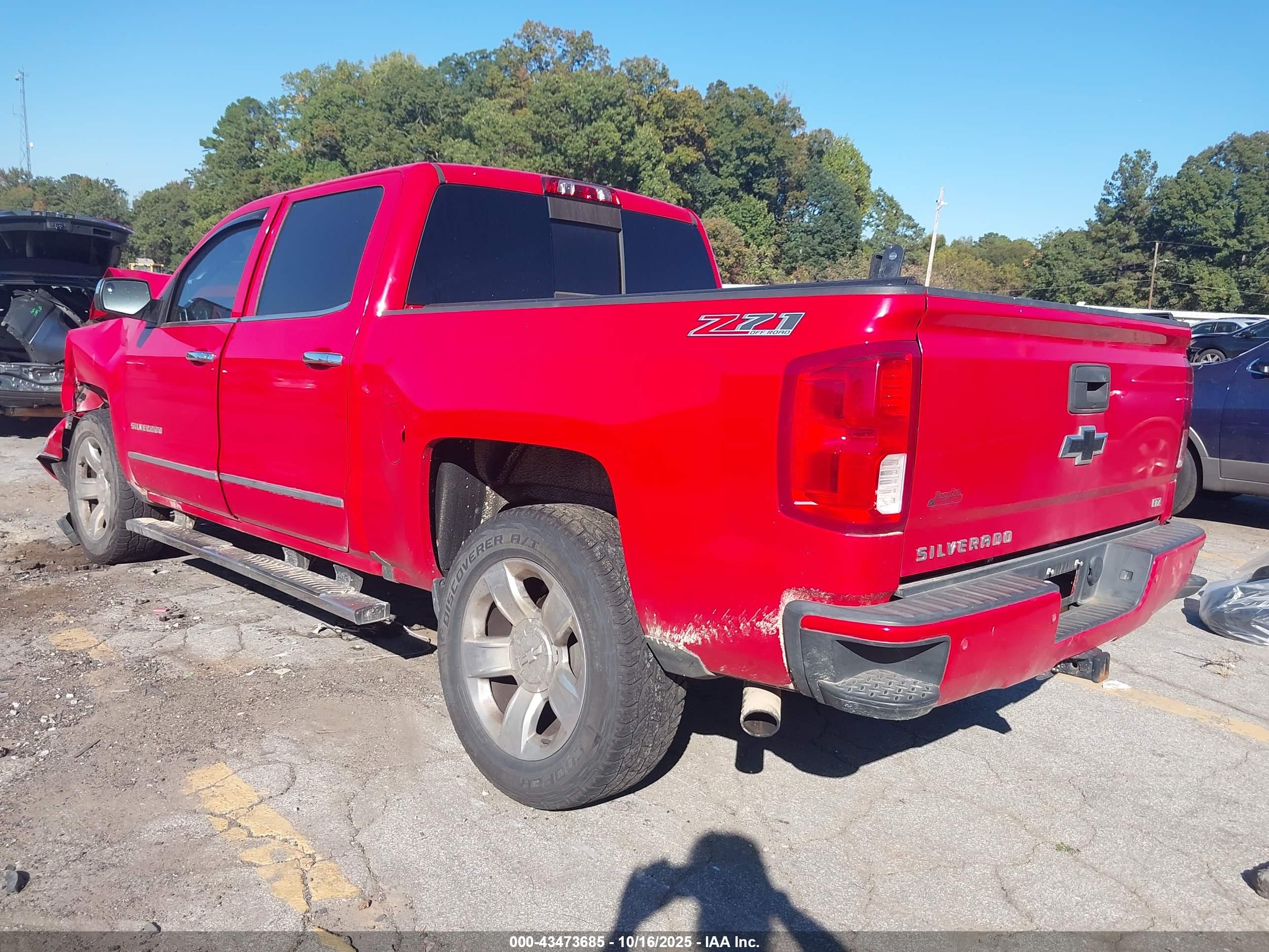 CHEVROLET SILVERADO image 3