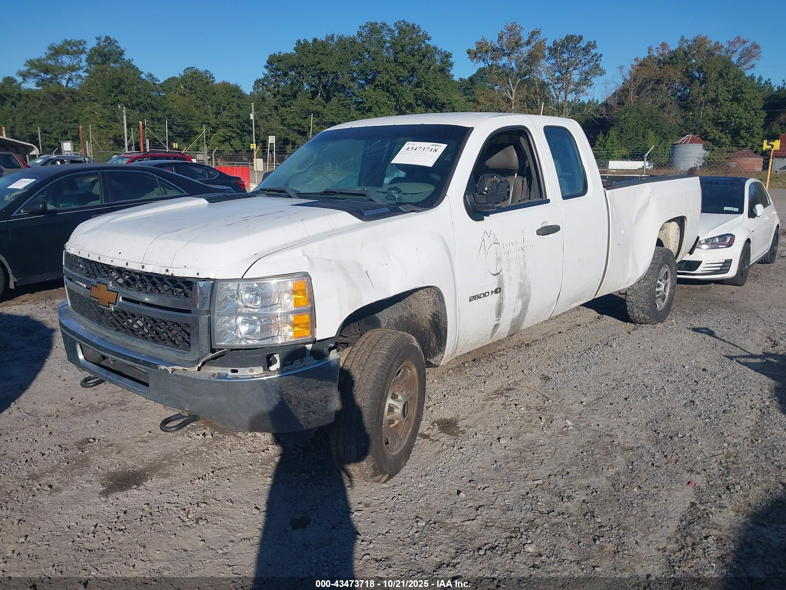 CHEVROLET SILVERADO image 2