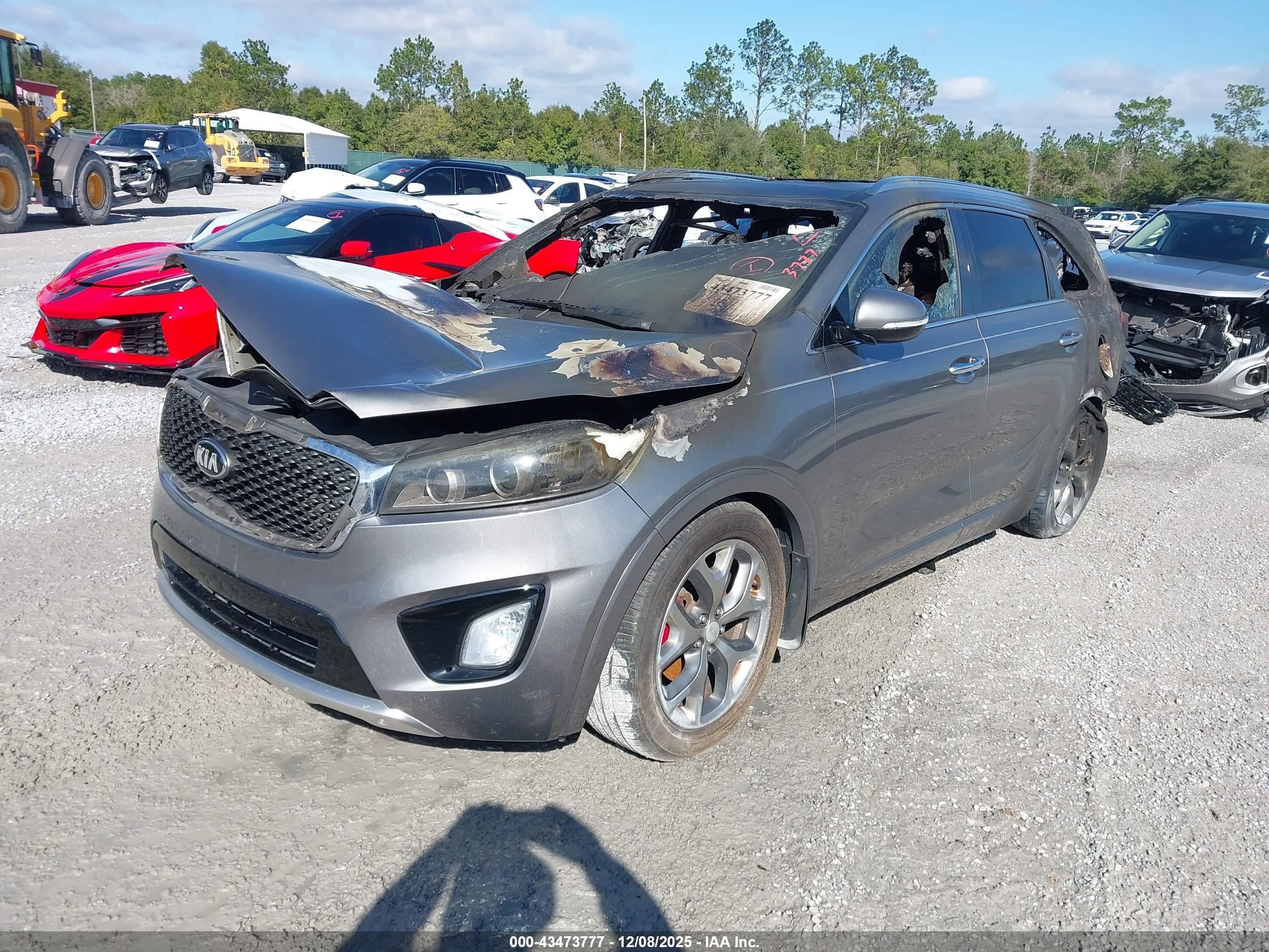 KIA SORENTO image 2