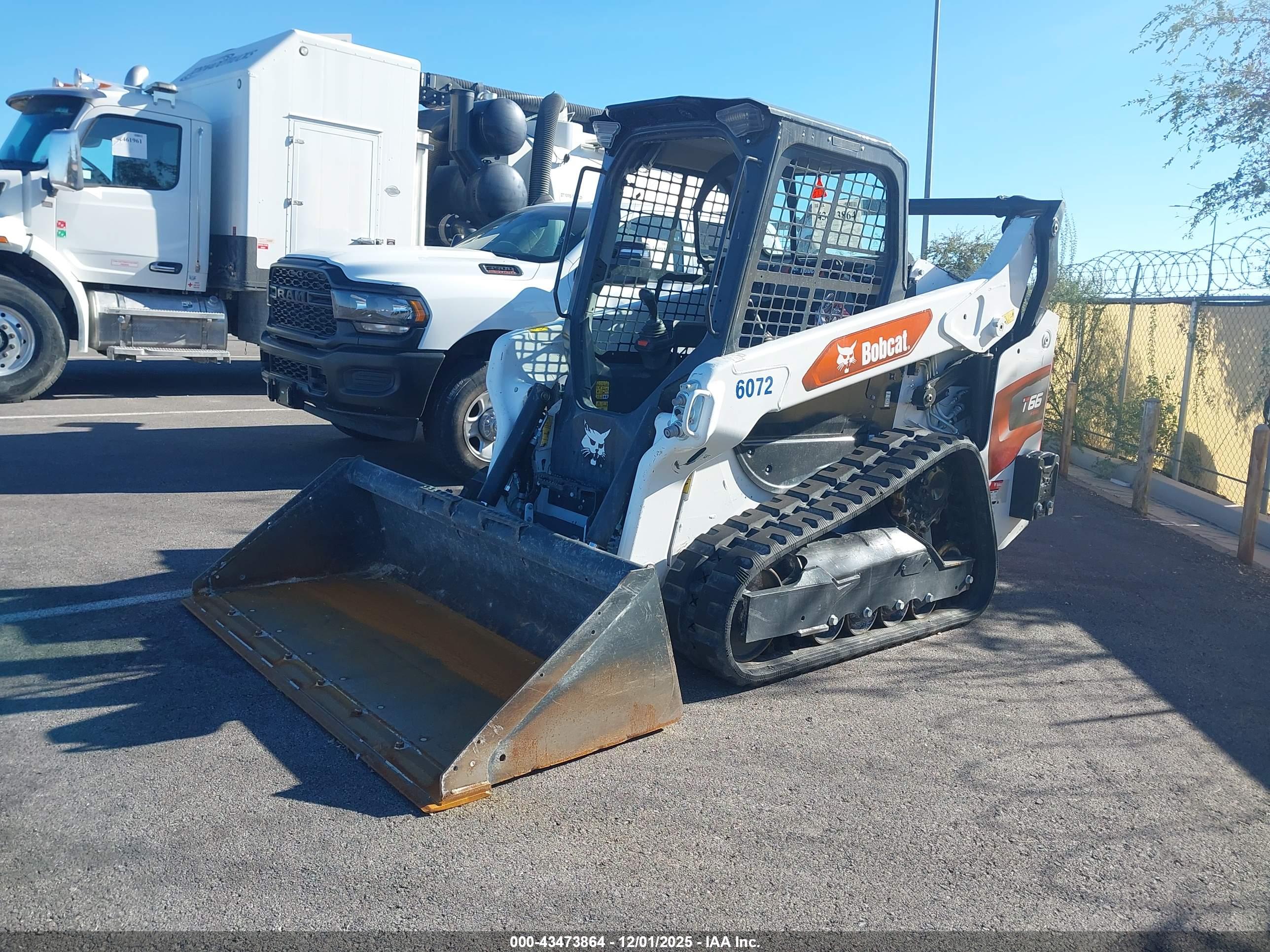 BOBCAT COMPACT image 2