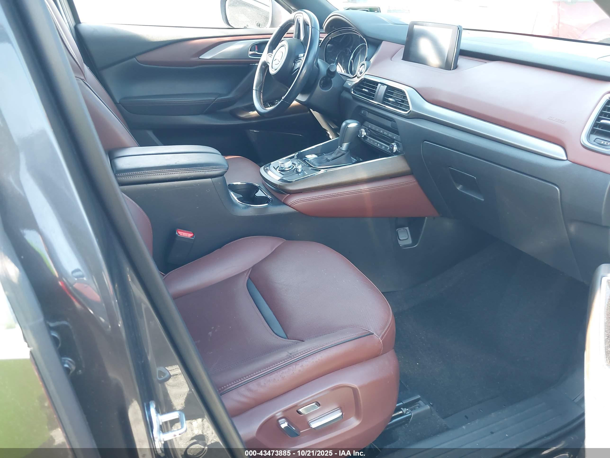 MAZDA CX-9 image 5