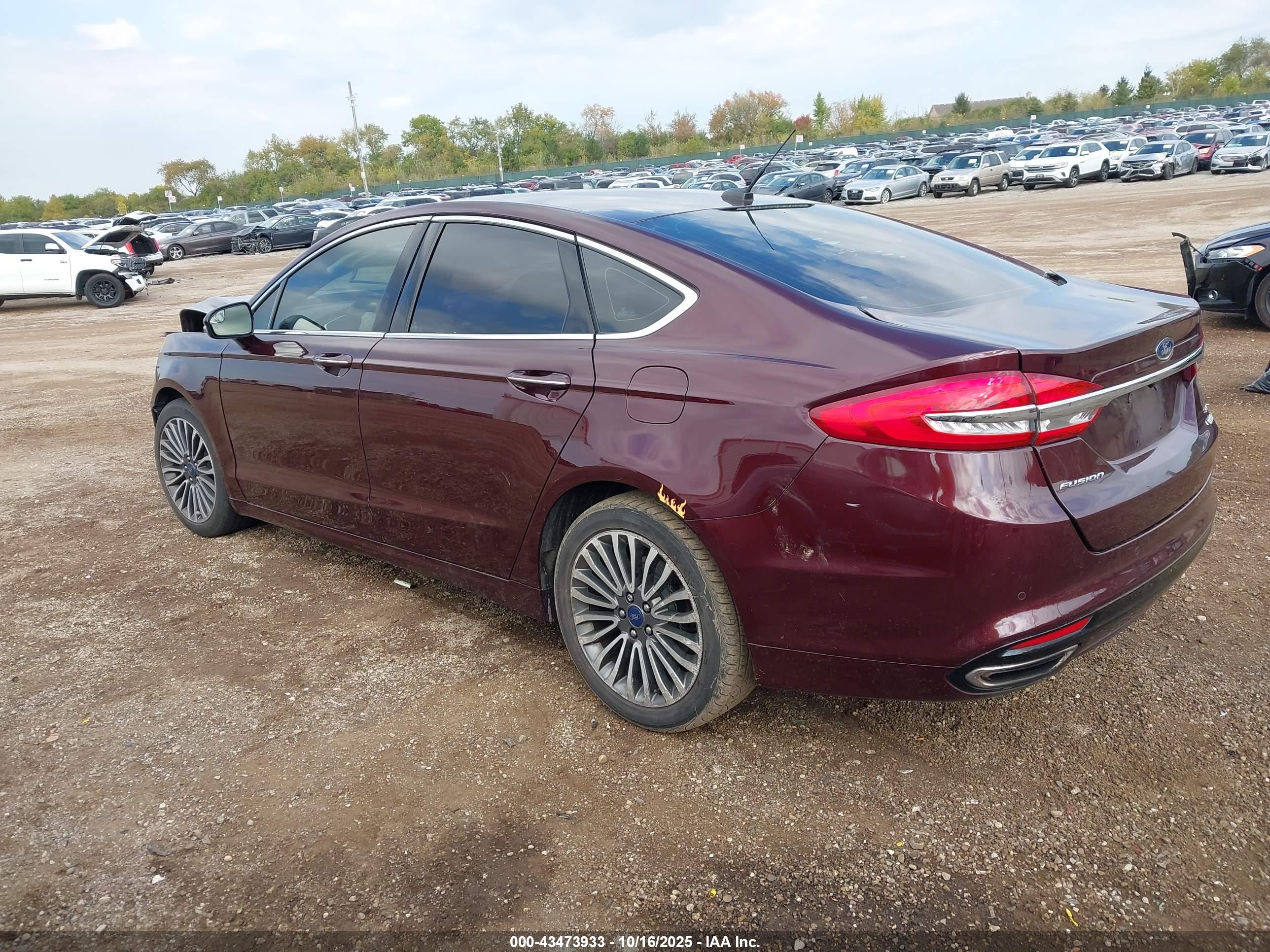 FORD FUSION image 3