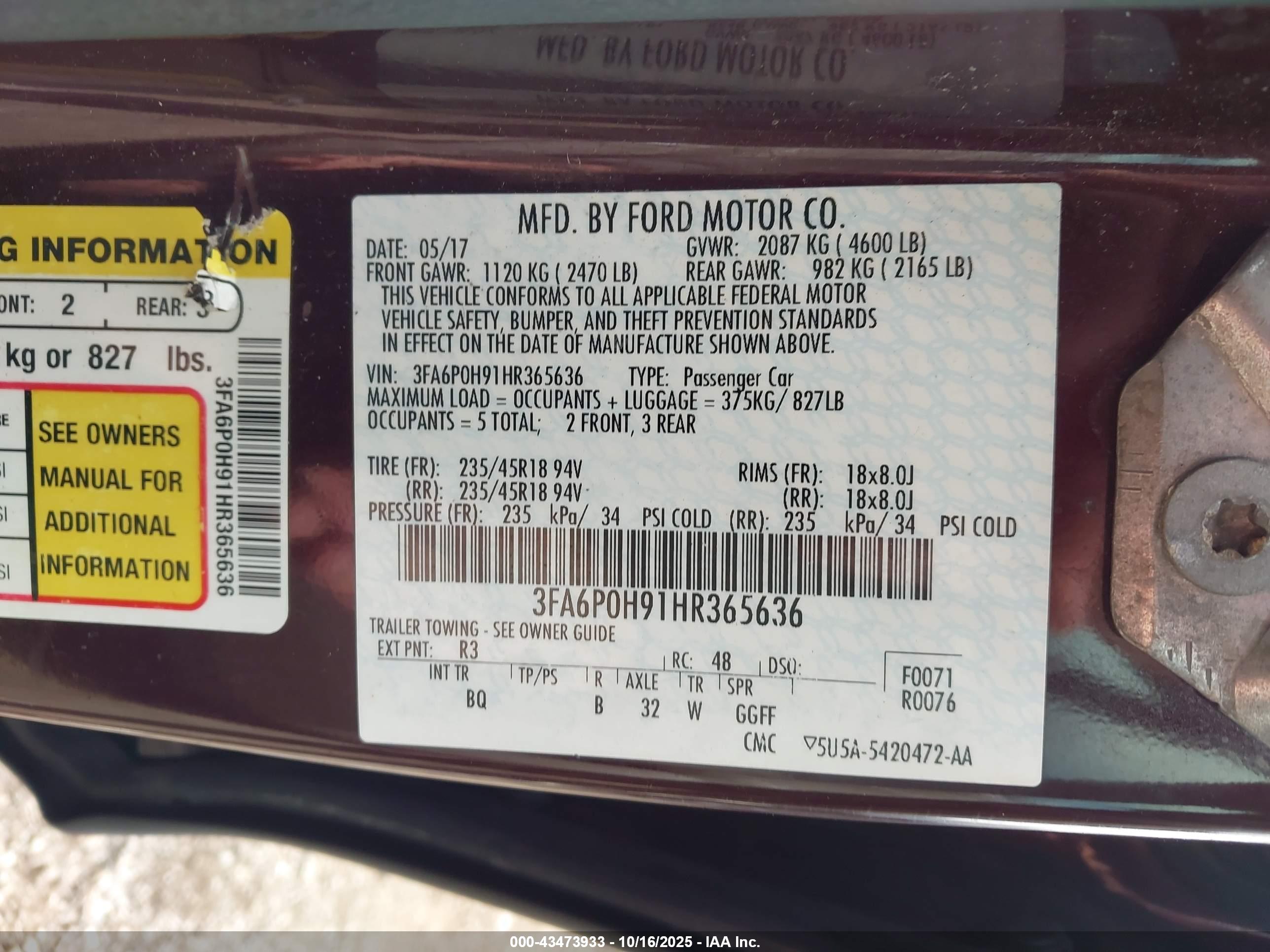FORD FUSION image 9