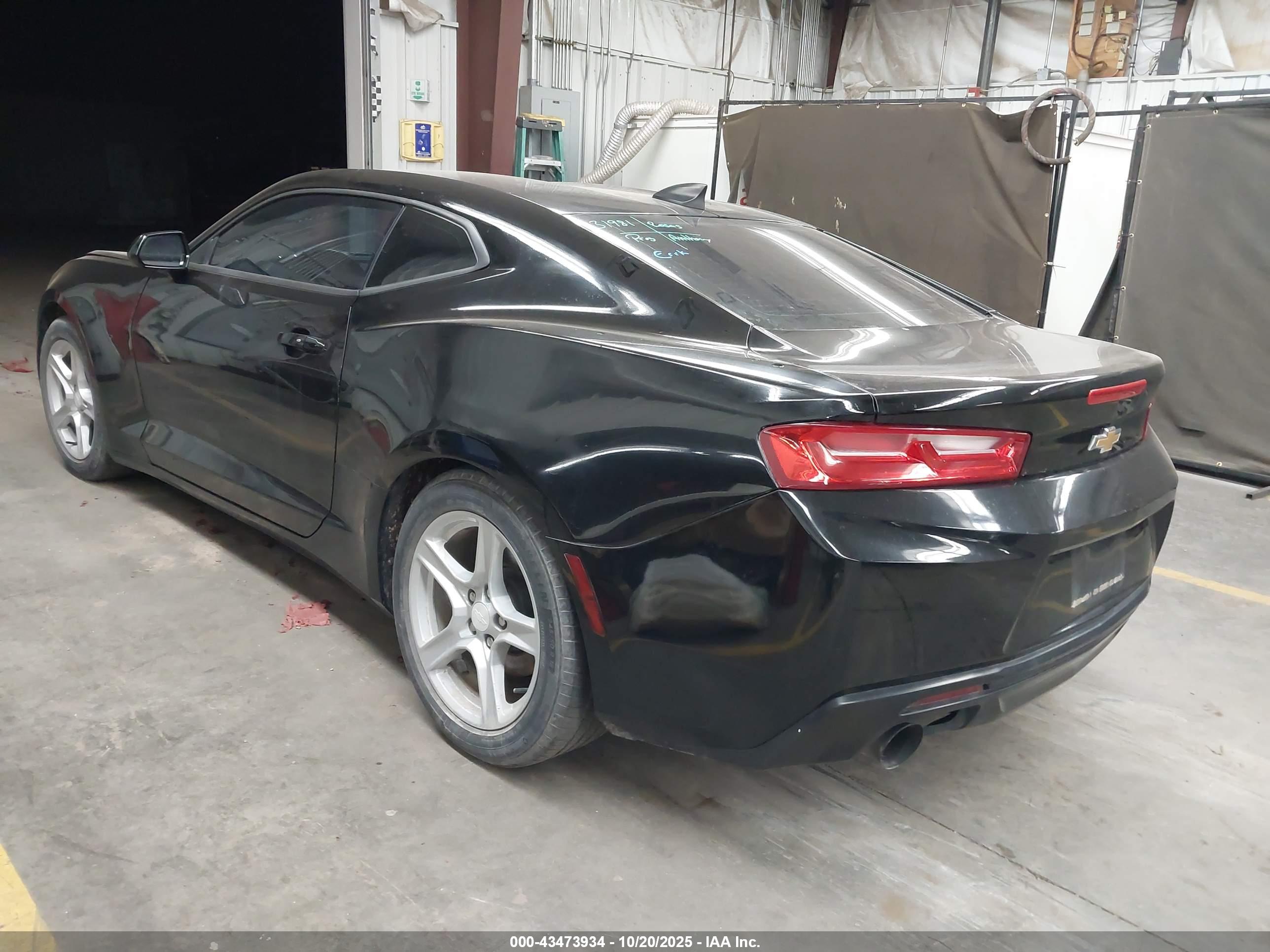 CHEVROLET CAMARO image 3