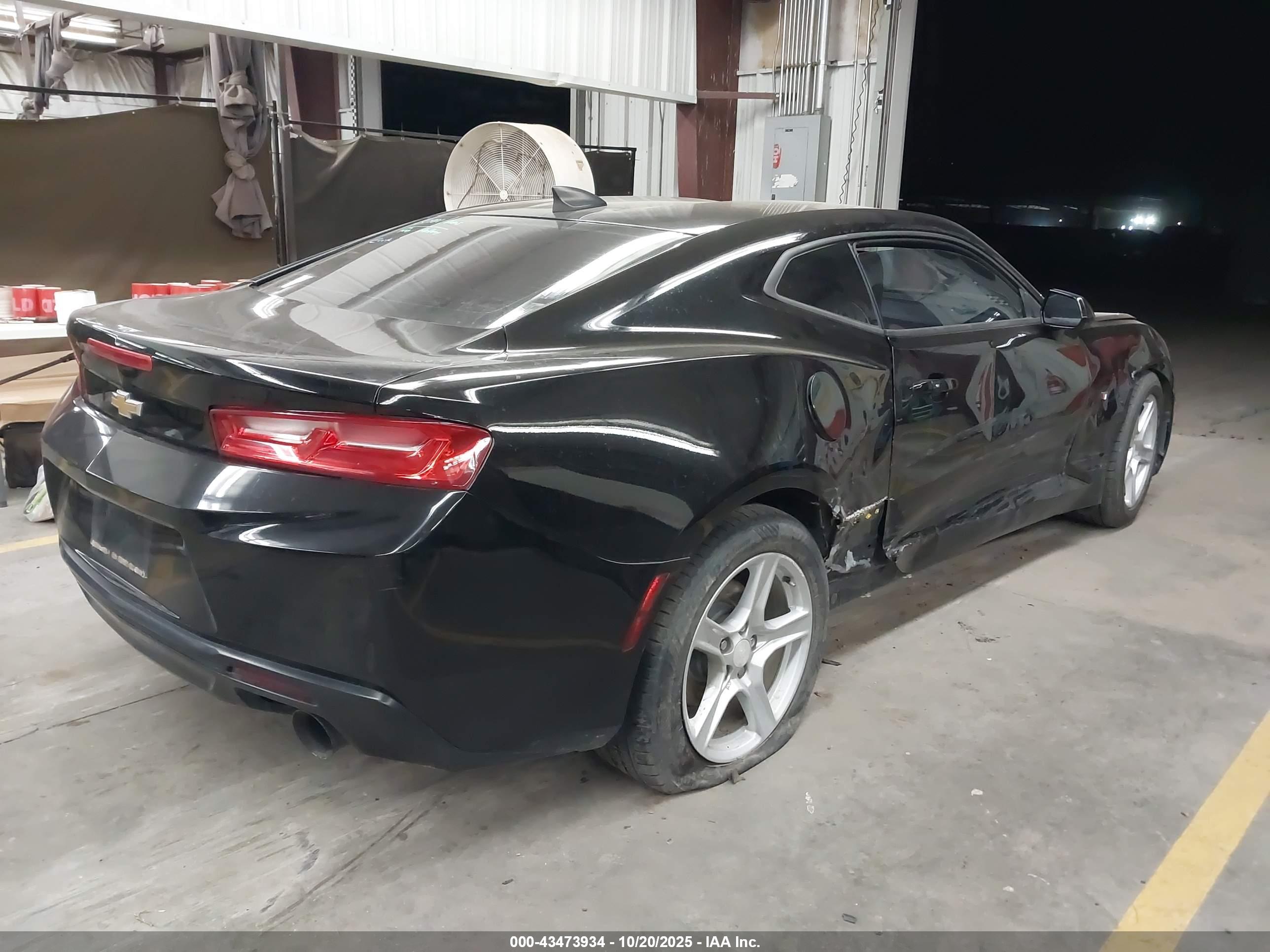 CHEVROLET CAMARO image 4