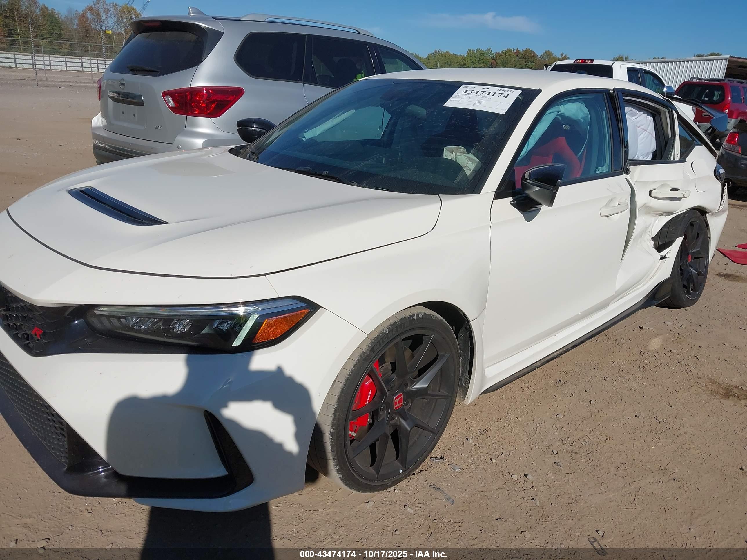 HONDA CIVIC image 2