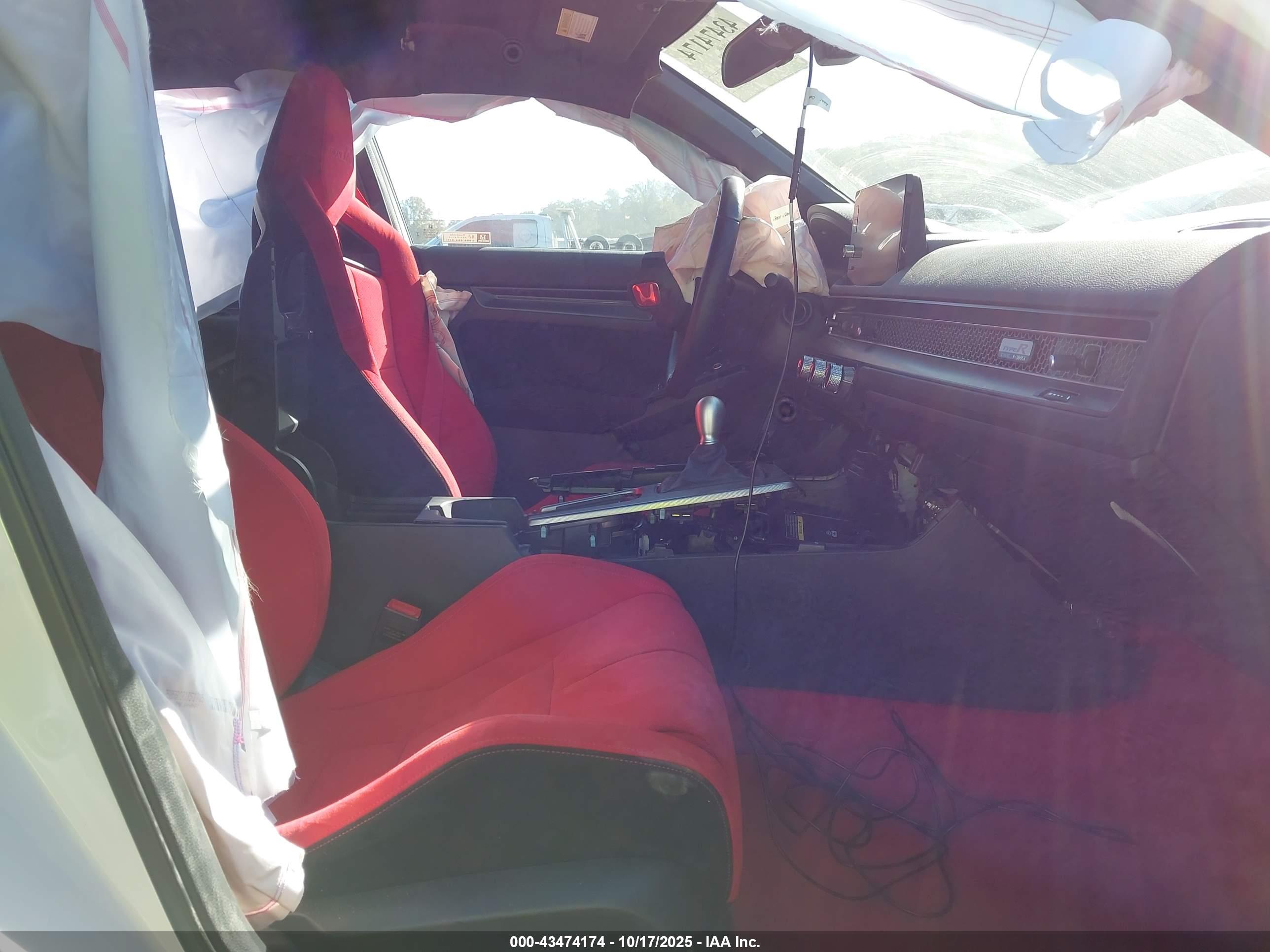 HONDA CIVIC image 5