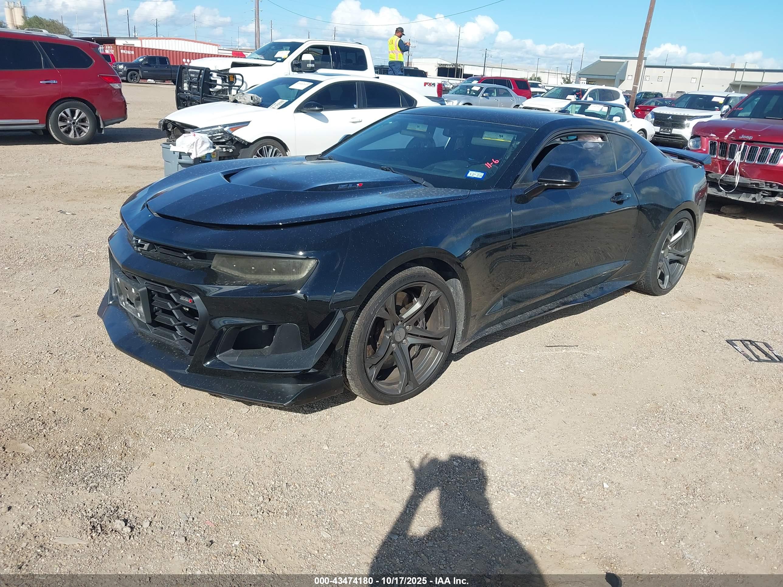CHEVROLET CAMARO image 2